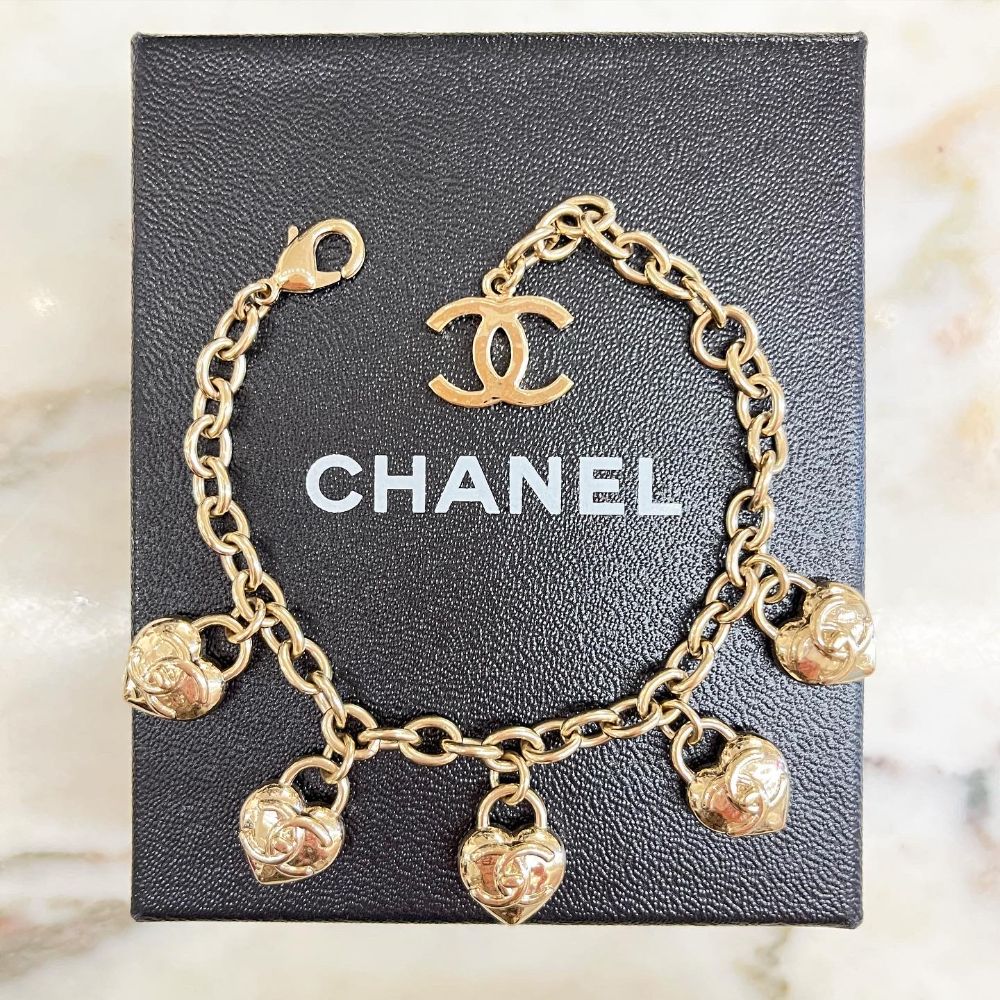 Chanel 2022 gold heart locket bracelet