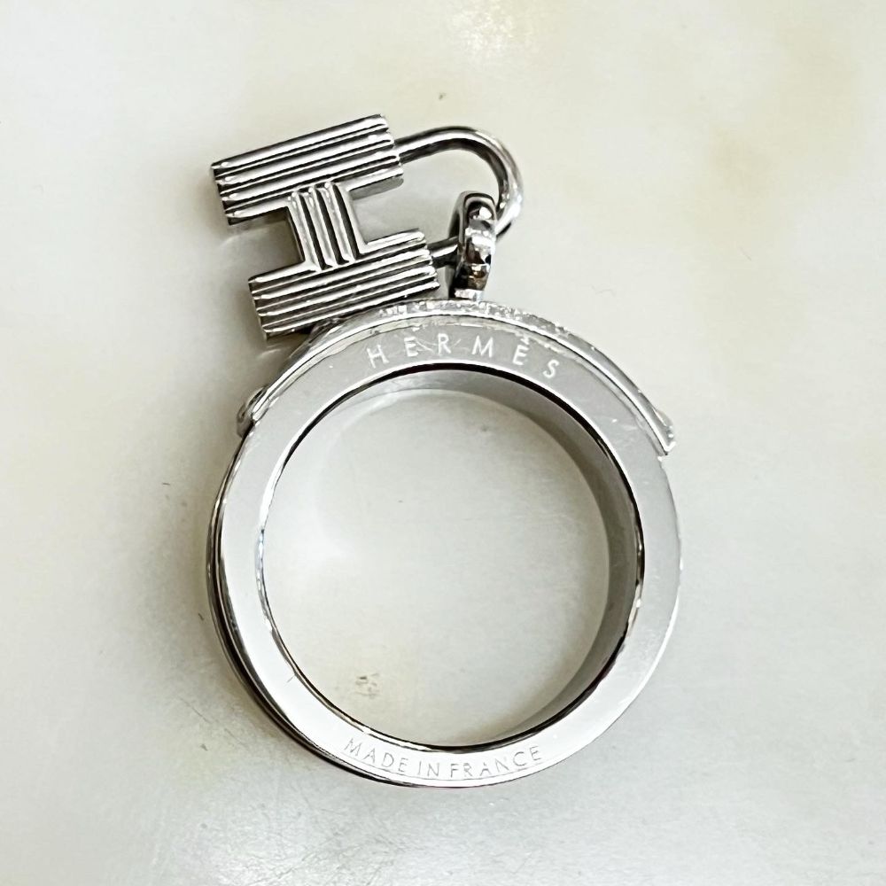 Hermès H Cadena scarf ring