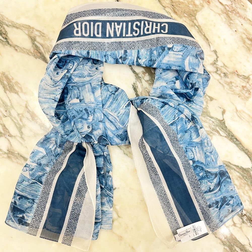 Dior blue statue print cotton wrap