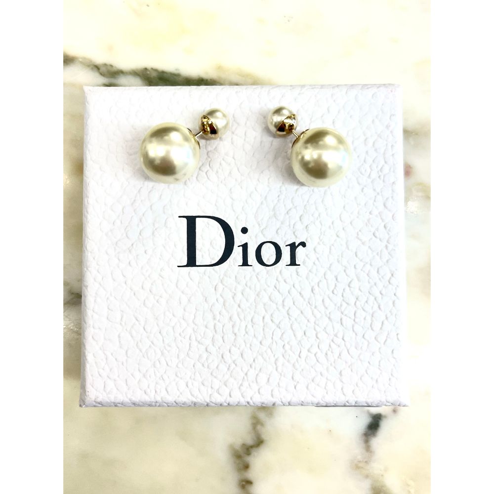 Dior Tribale pearl earrings