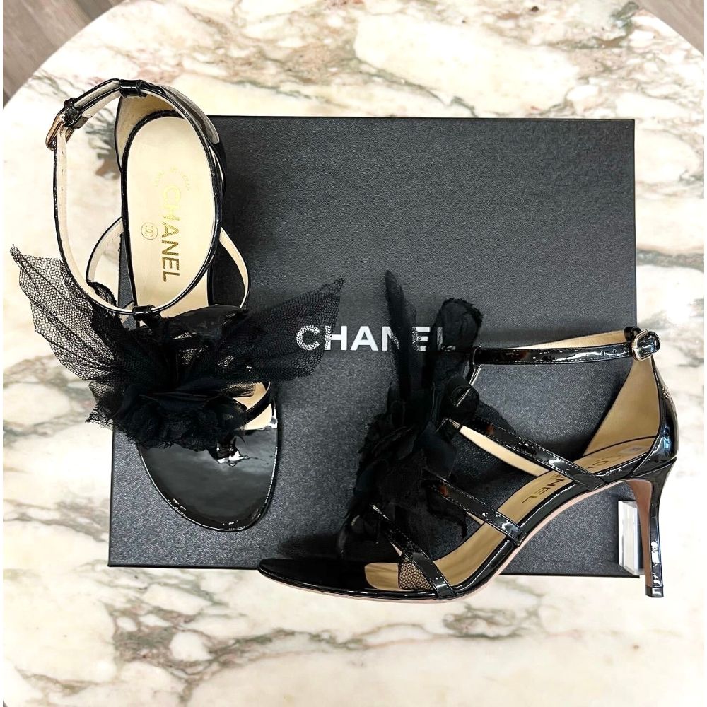 Chanel black patent leather heels