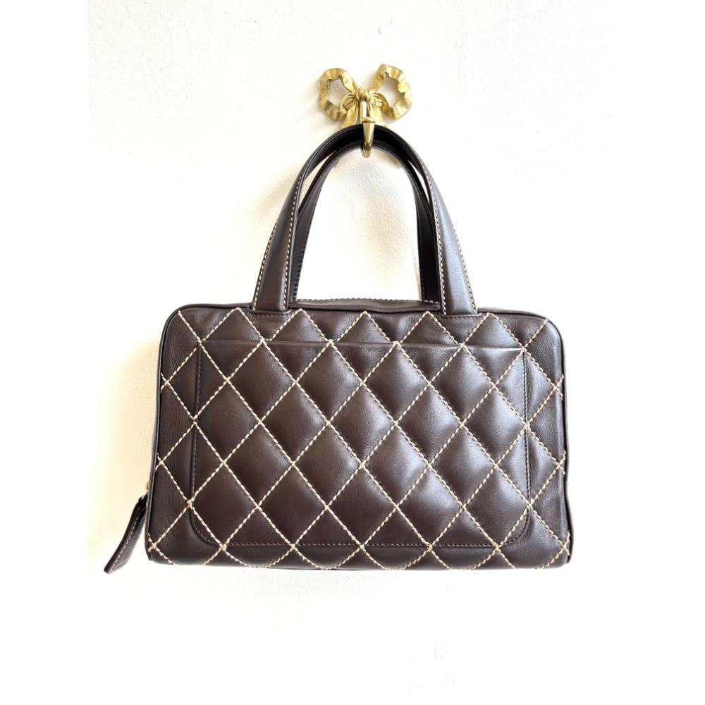 Chanel 2002 Surpique leather bag