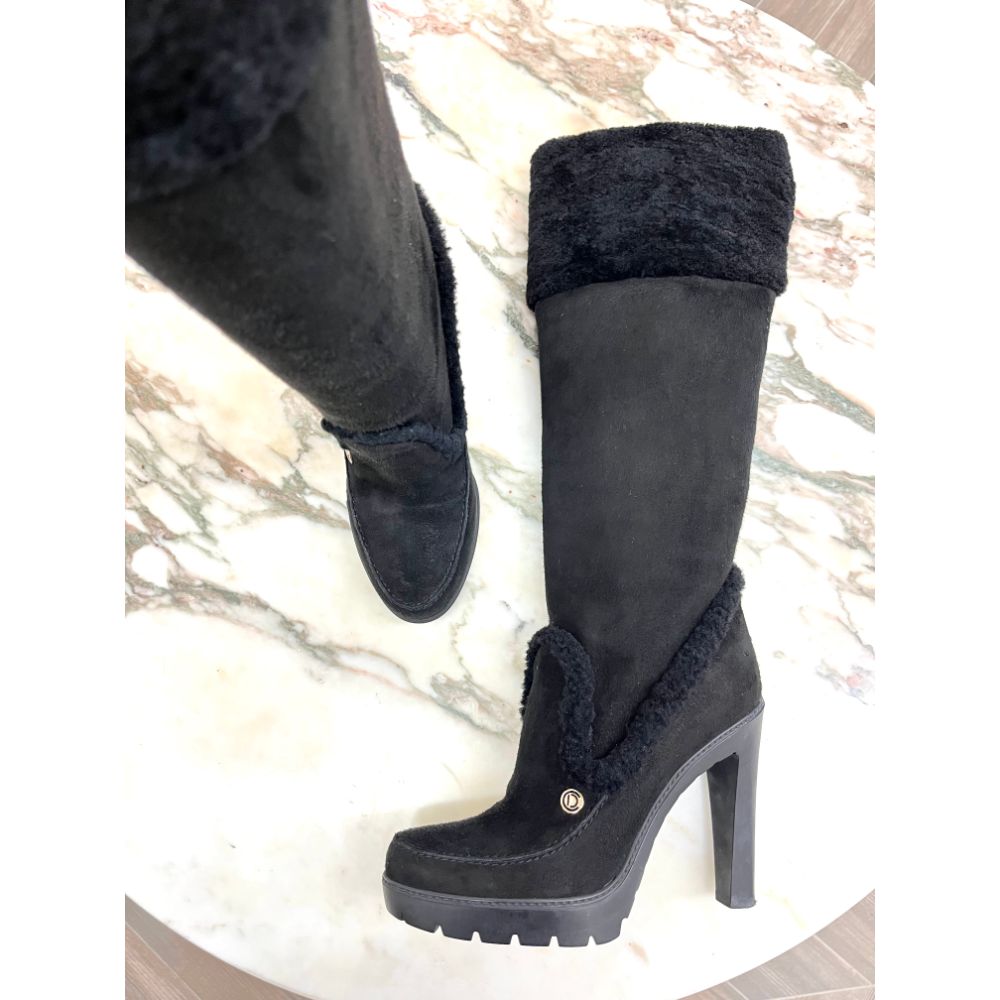 Dior black shearling boots