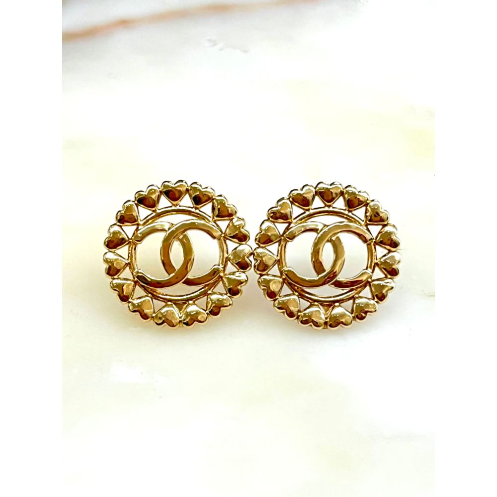 Chanel CC heart earrings 2023