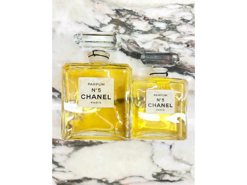 Chanel 1970s factice display bottle - small