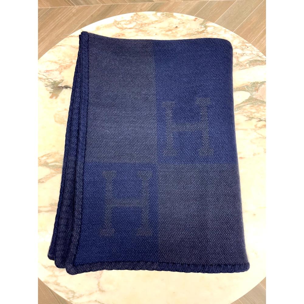Hermes Avalon cashmere blanket