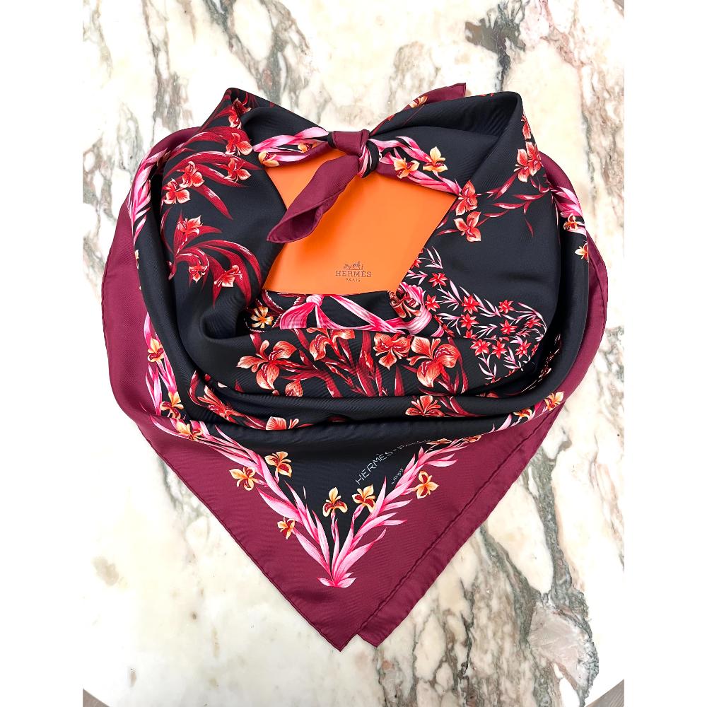 Hermes Cheval Fleuri silk scarf