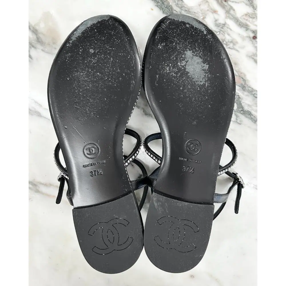 Chanel black leather thong sandals w/ crystal trim ~ sz 37.5