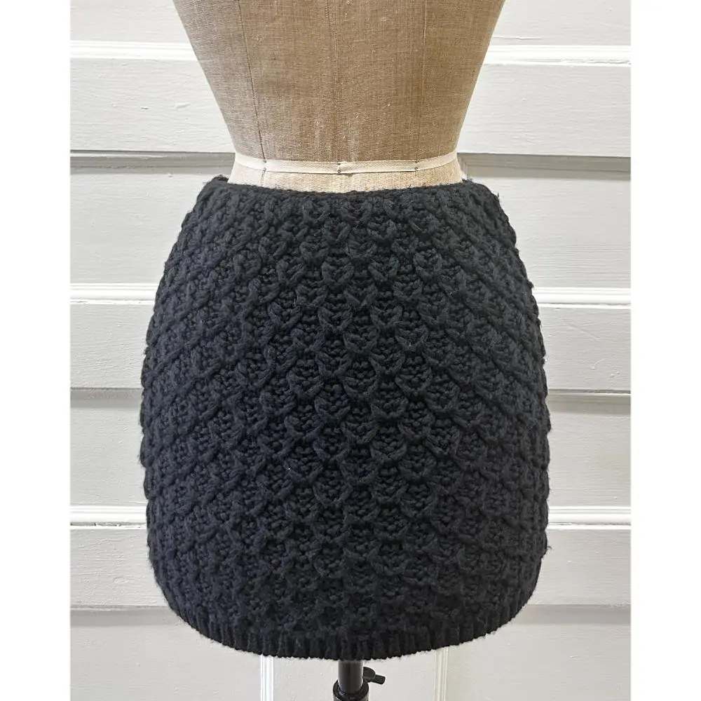 Chanel 2022 black knit wool skirt