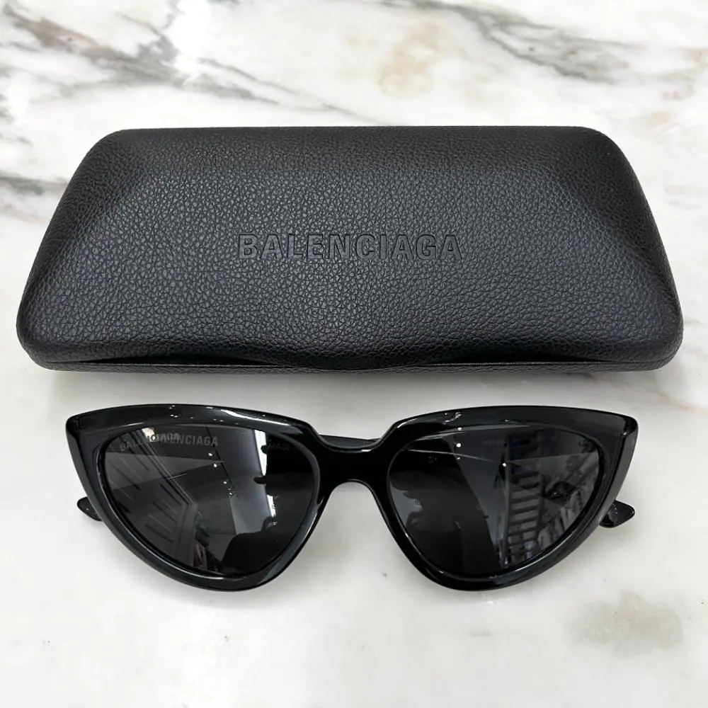 Balenciaga black BB0182S Tip Cat sunglasses