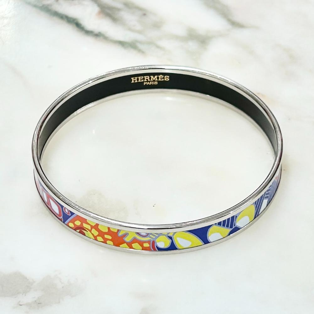 Hermès enamel multi-colour print bangle with palladium trim