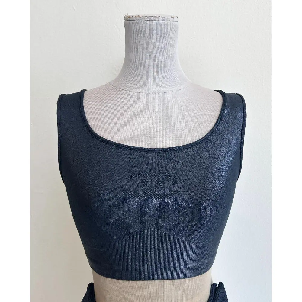 Chanel 2023 navy blue cropped stretch logo top ~ Size M