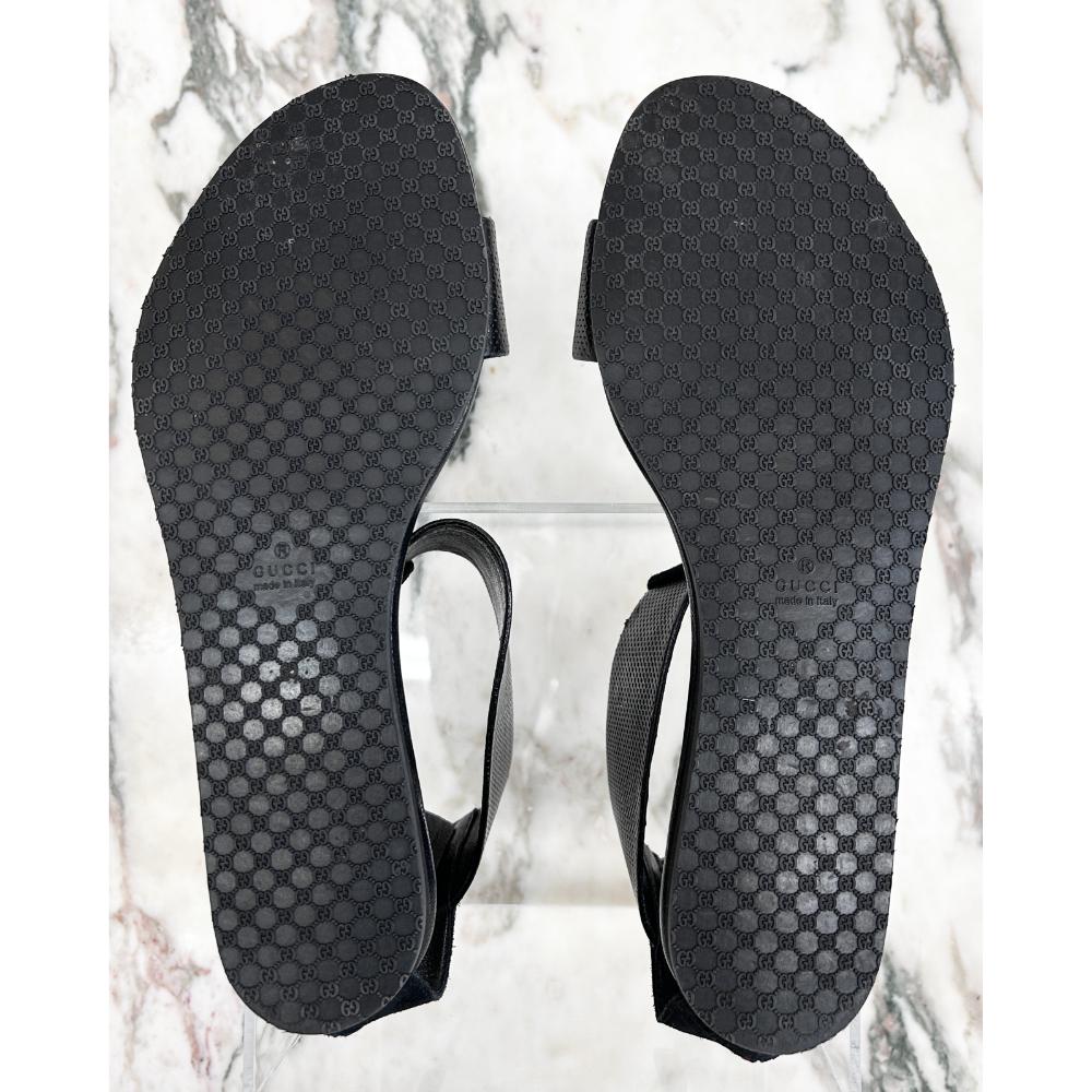 Gucci black leather sandals with ankle strap ~ Size 39