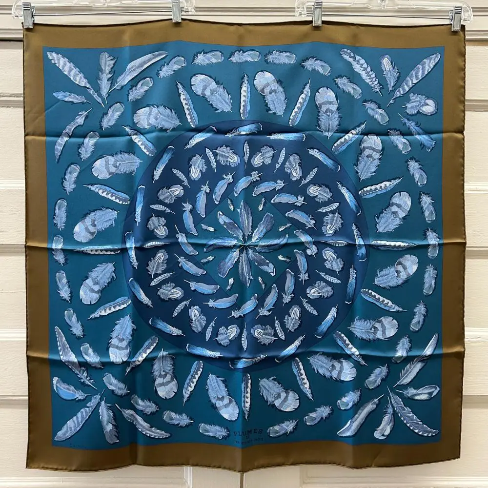 Hermès Plumes II silk scarf