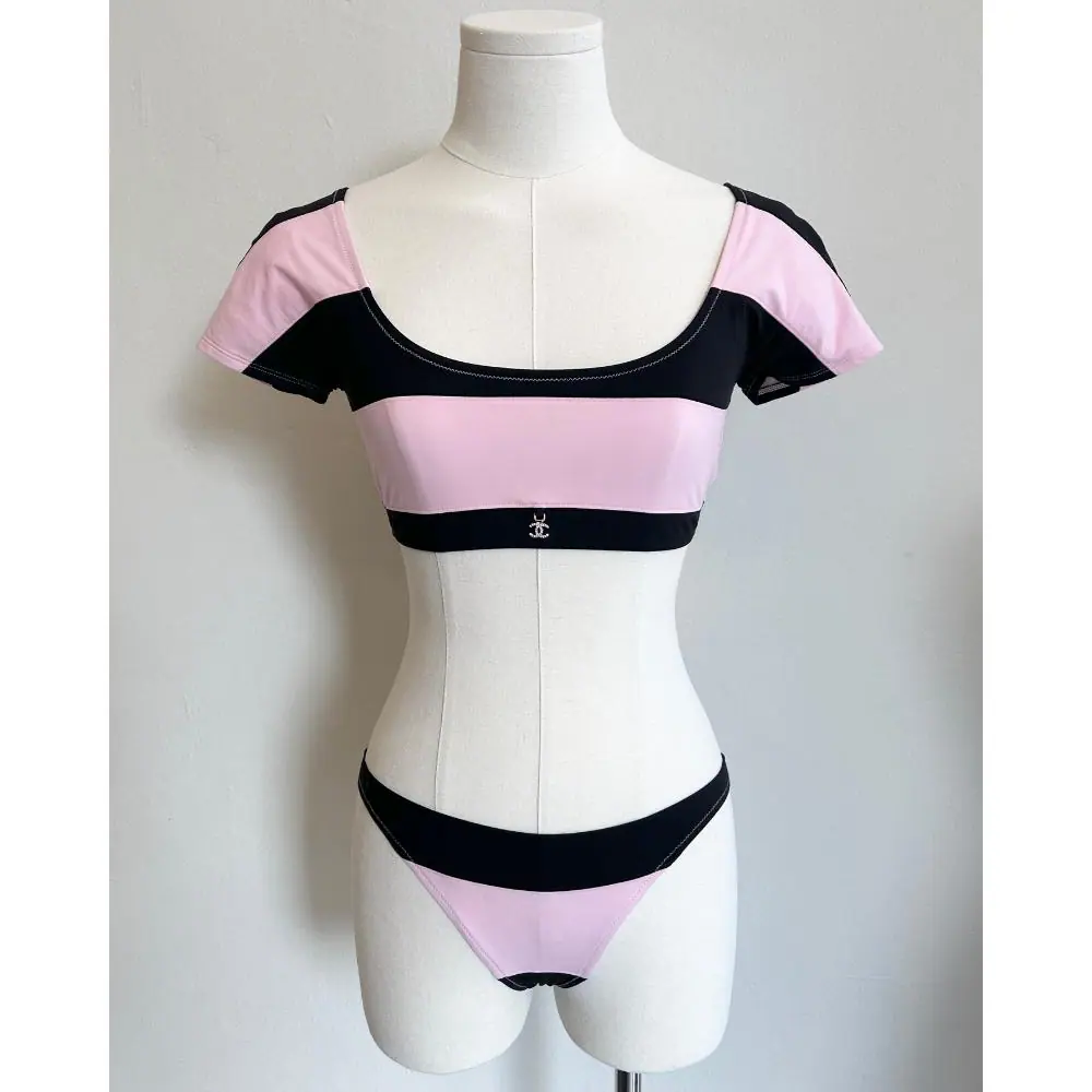 Chanel 2024 Coco Beach black & pink bikini set ~ Size 2/4