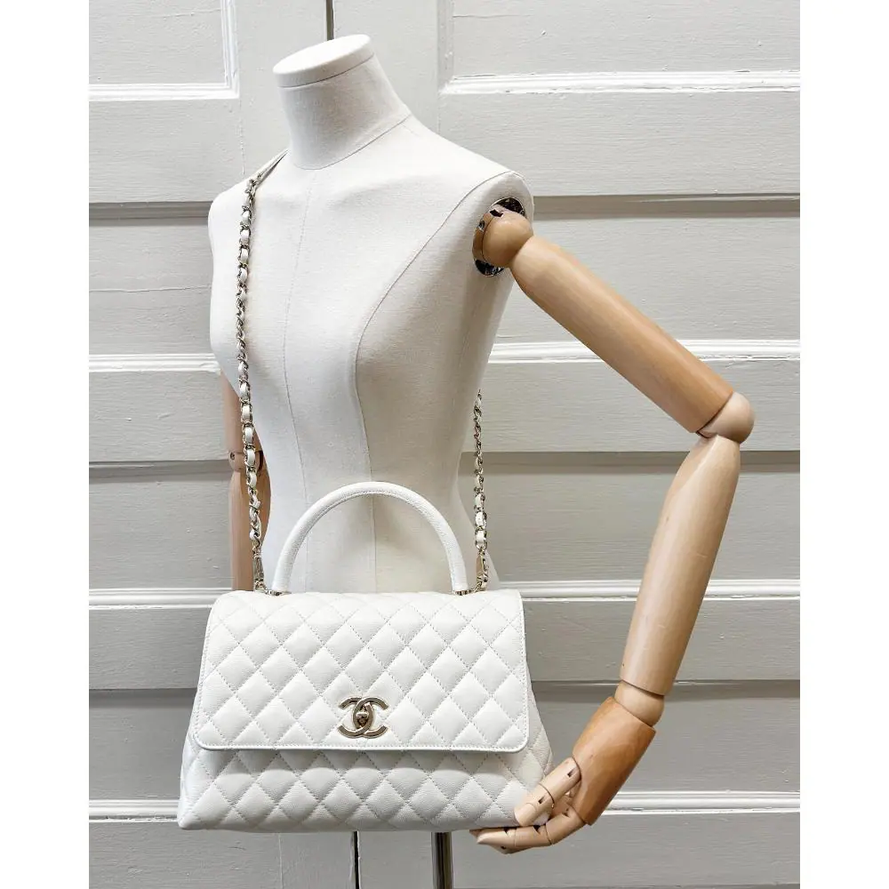 Chanel medium Coco Handle bag in cream caviar