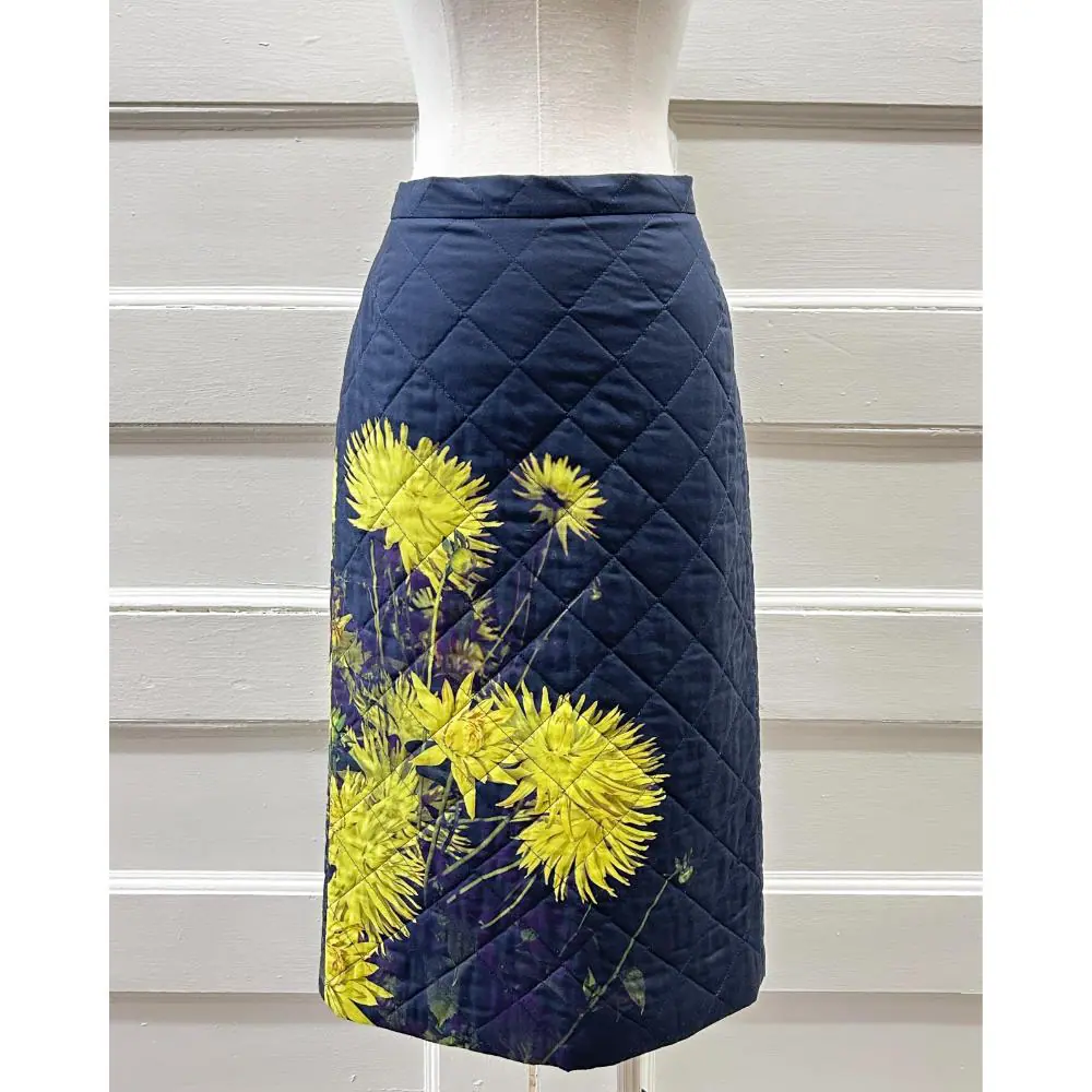 Dries Van Noten navy quilted skirt with floral print ~ Size 4
