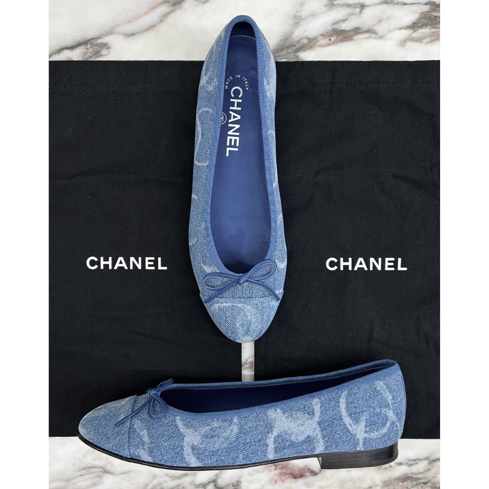 Chanel denim logo print flats ~ Size 7.5