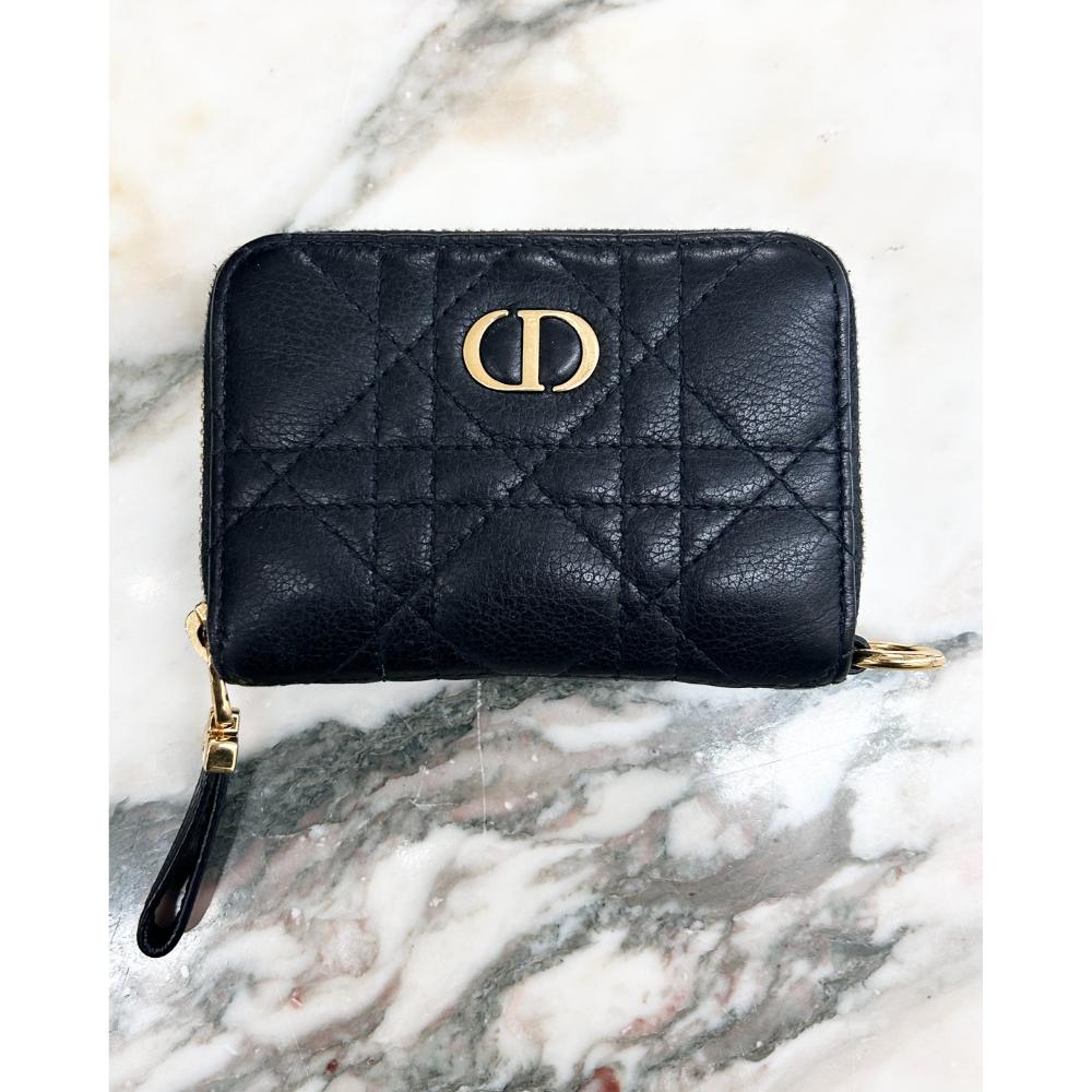 Dior Caro detachable cardholder in black calfskin