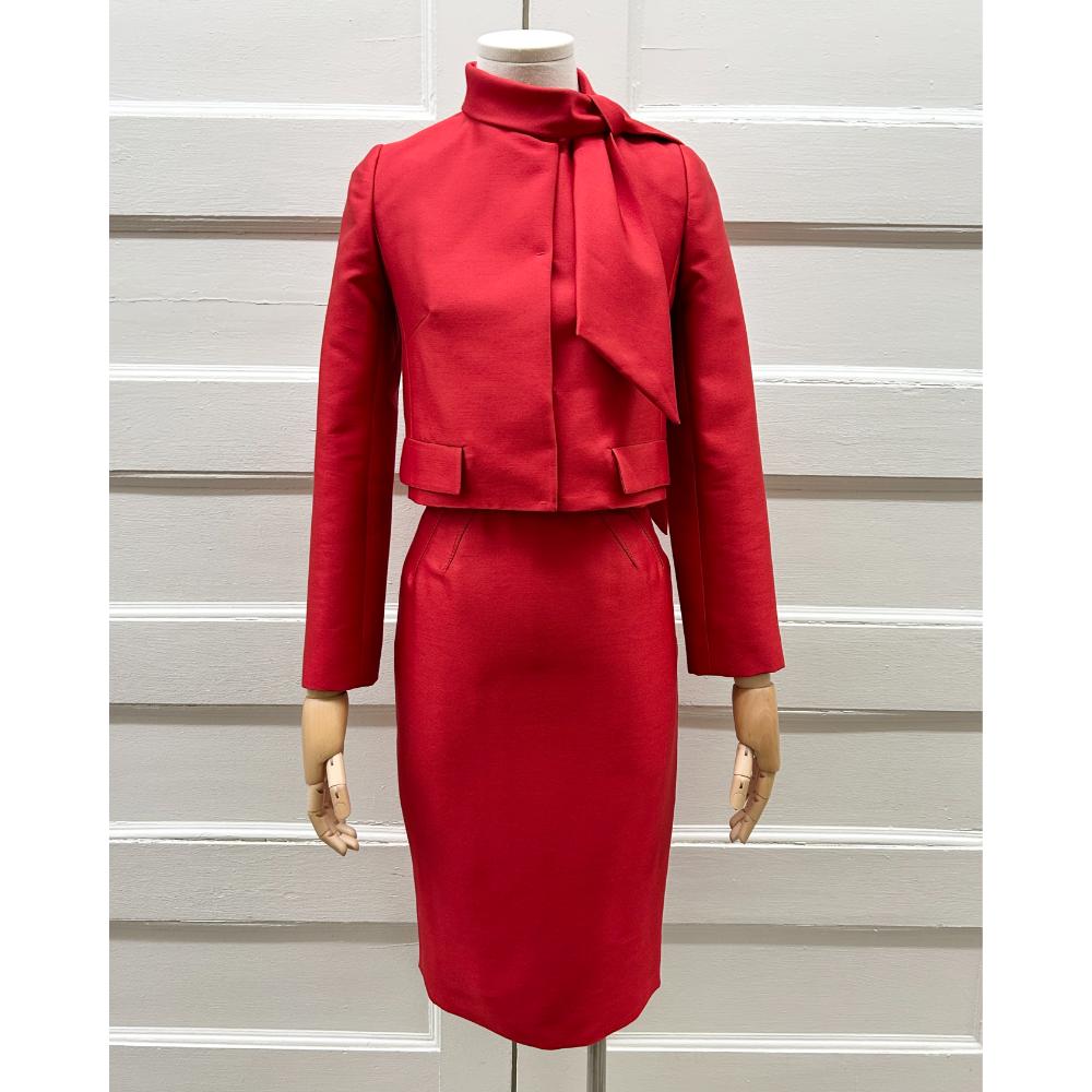 Valentino red silk & wool skirt suit ~ Size 00