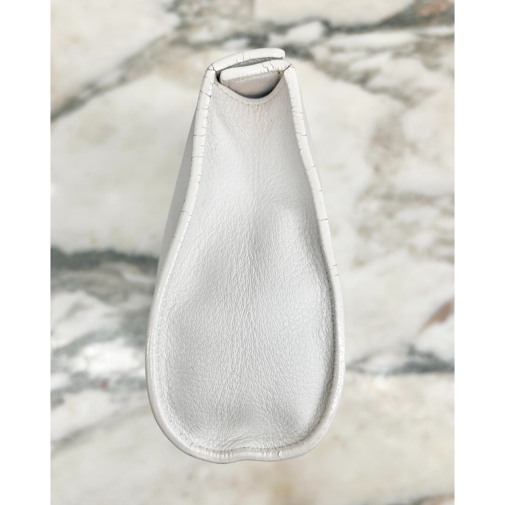 Hermès 2015 Karo GM pouch in white calfskin