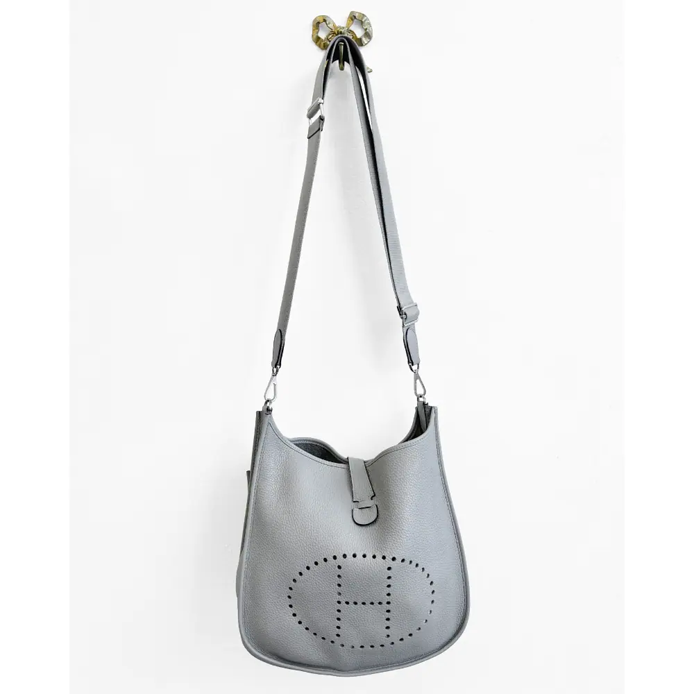 Hermès 2016 Evelyne III GM bag in grey Clemence leather