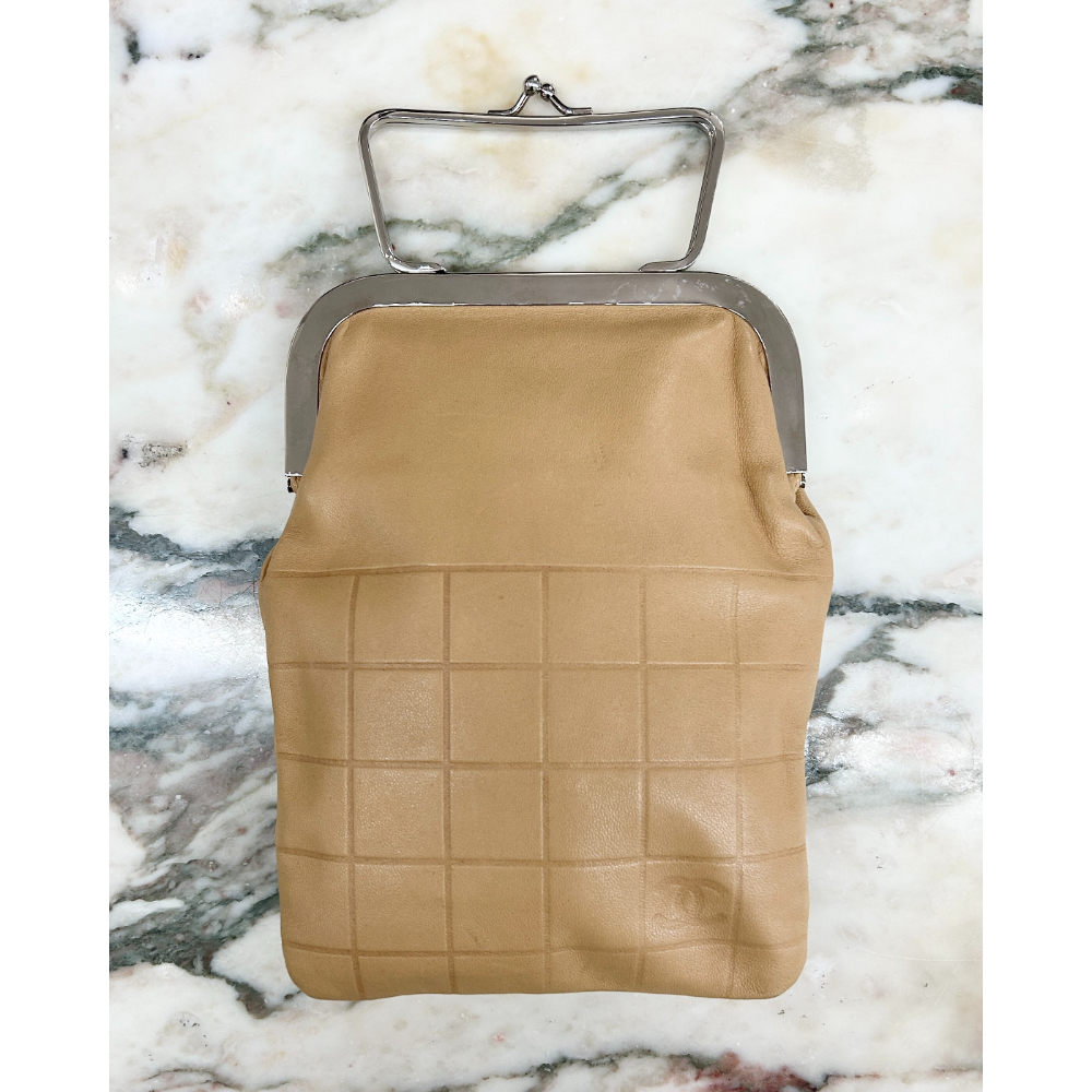 Chanel 1997 camel lambskin Kiss Lock Chocolate Bar bag