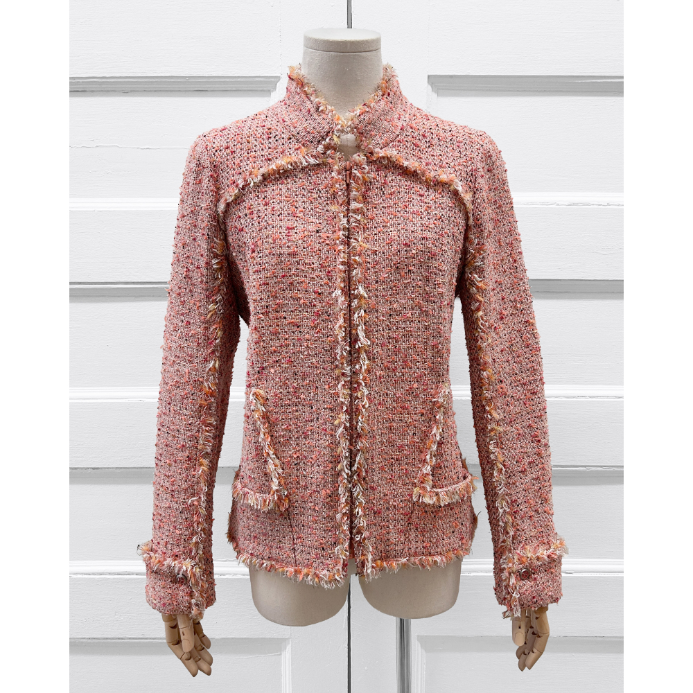 Chanel 2004 salmon tweed zip front jacket ~ Size 8
