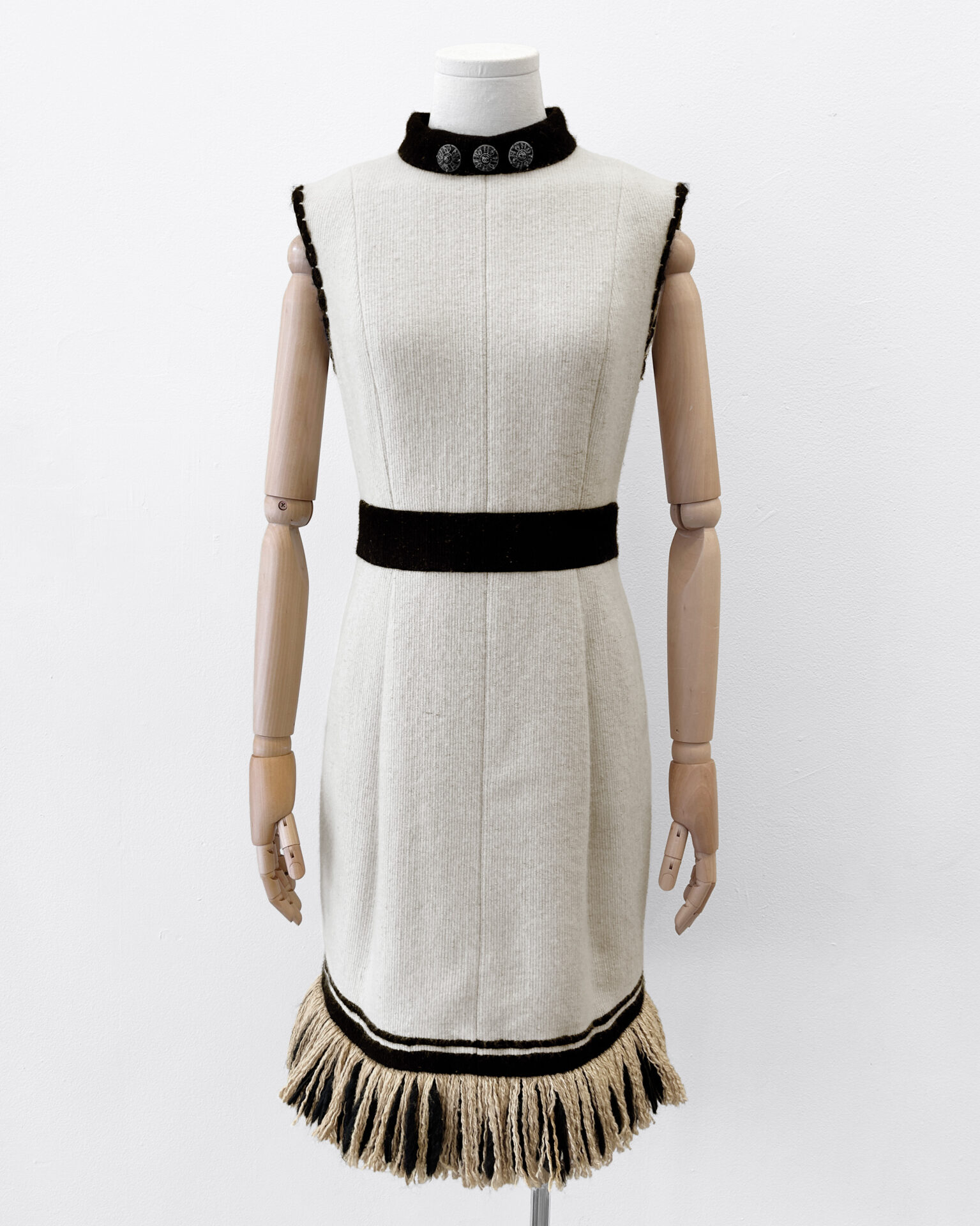 Chanel fall 2010 cashmere & silk fringe trim dress ~ Size 6