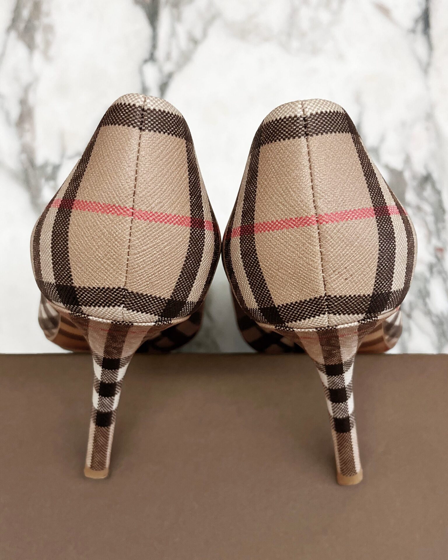Burberry aubri dame pump nova check heels