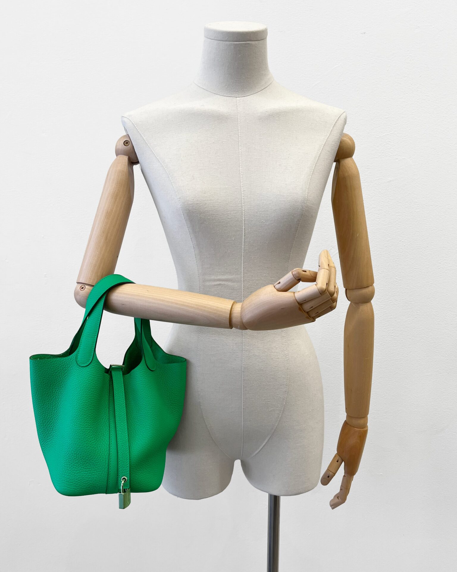 Hermes 2023 menthe Picotin lock 18 bag