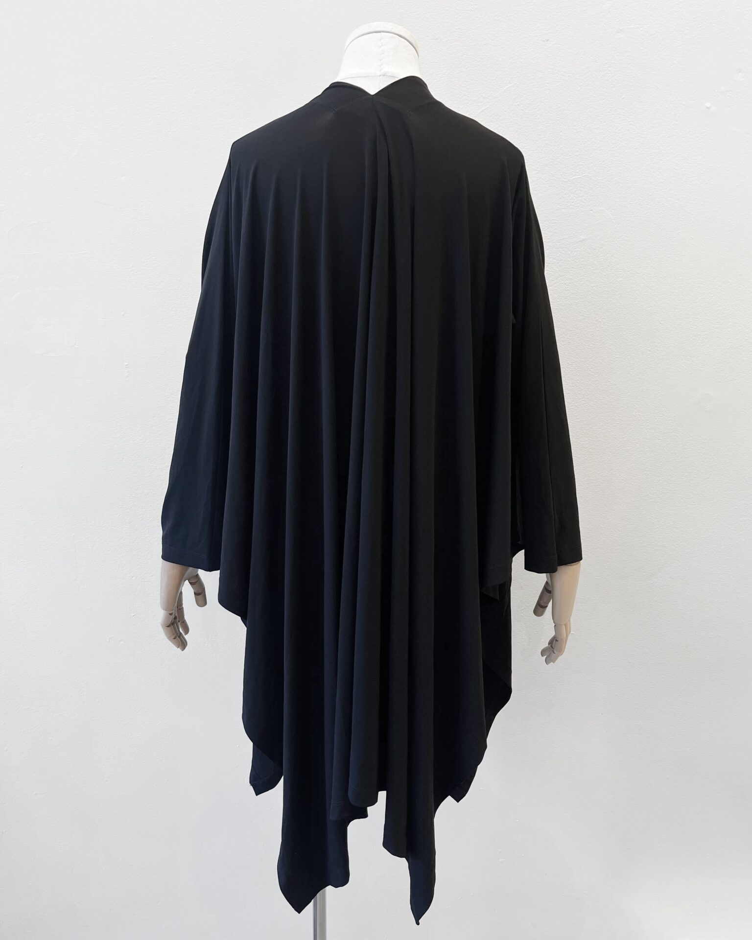 Issey Miyake black long sleeve flowy cardigan