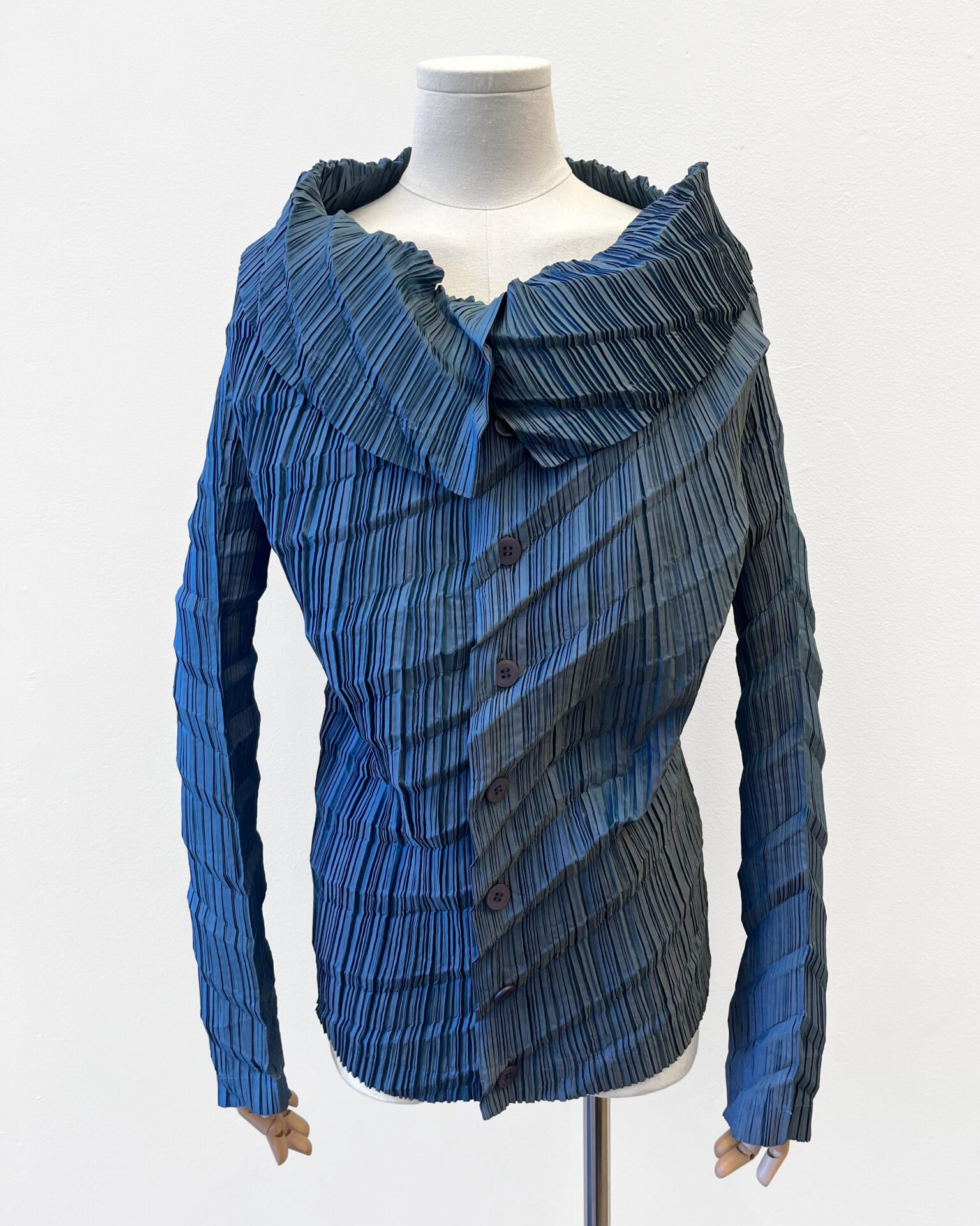 Issey Miyake 1998 iridescent pleated button up blouse