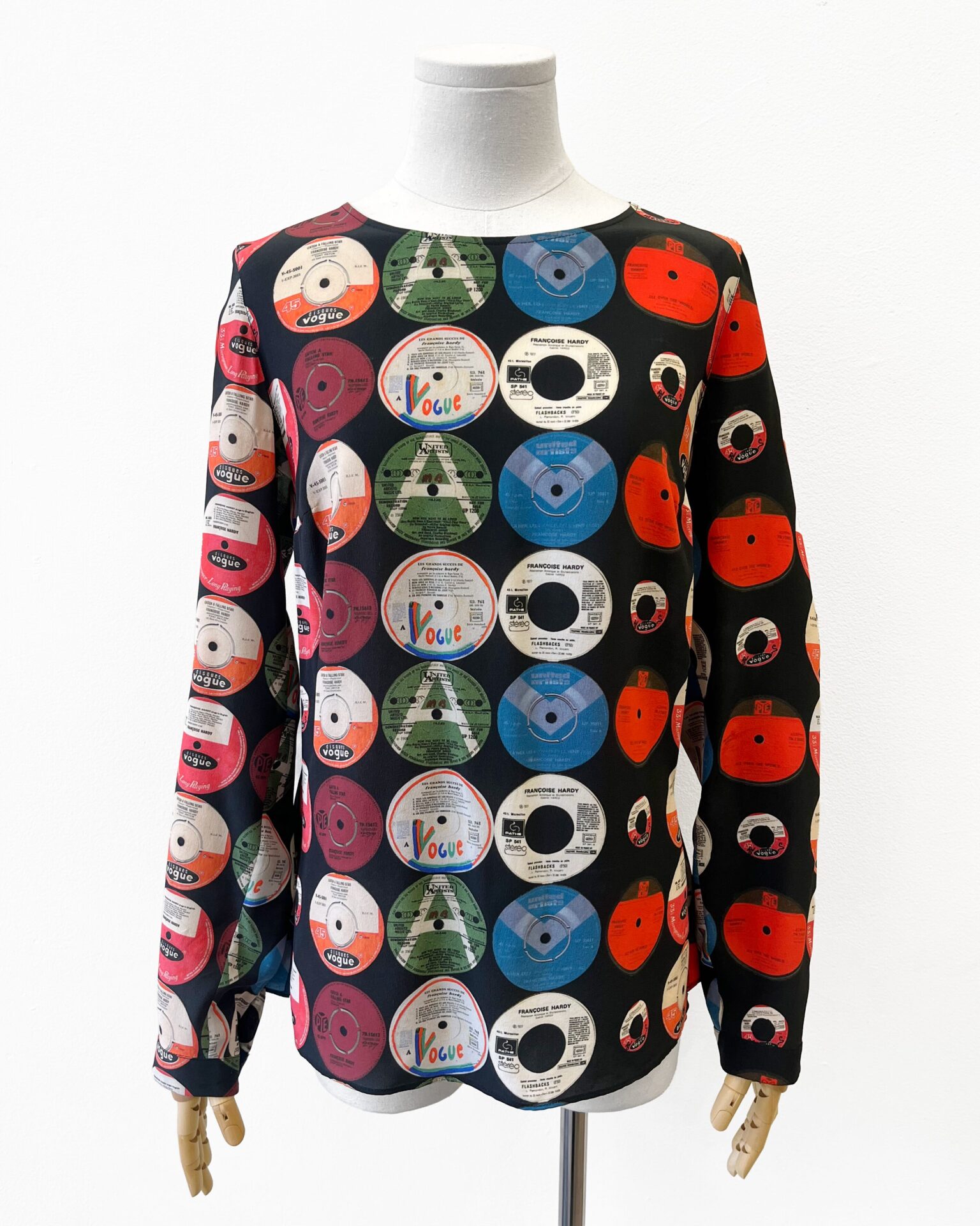 Akris silk record print long sleeve blouse