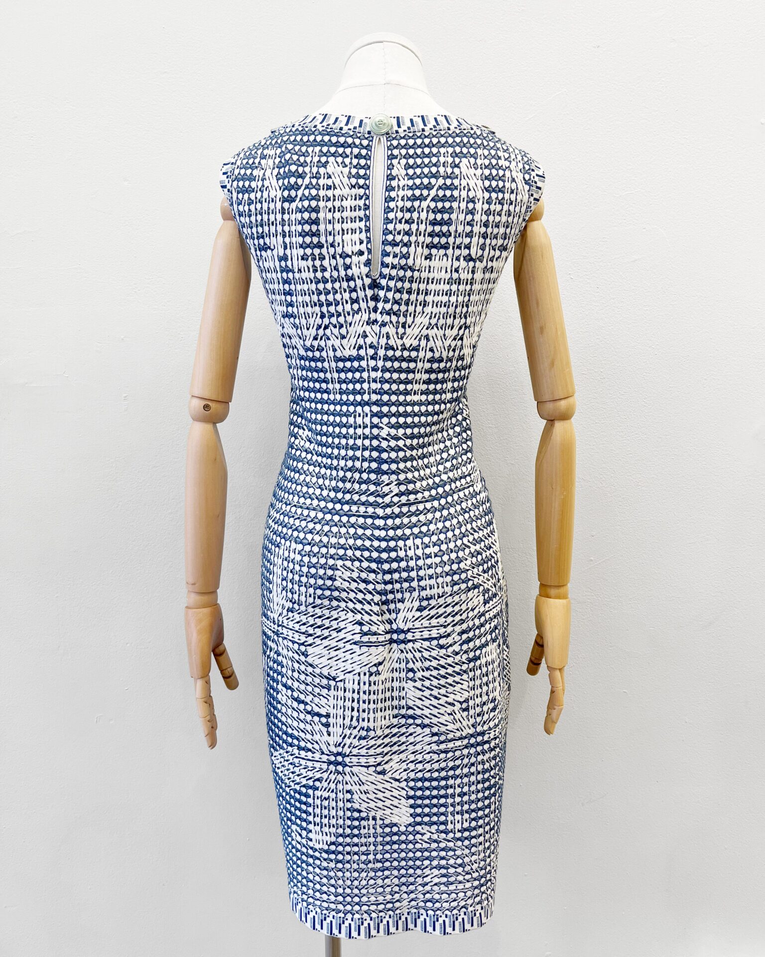 Chanel 2014 sleeveless blue & white woven dress with silver logo buttons