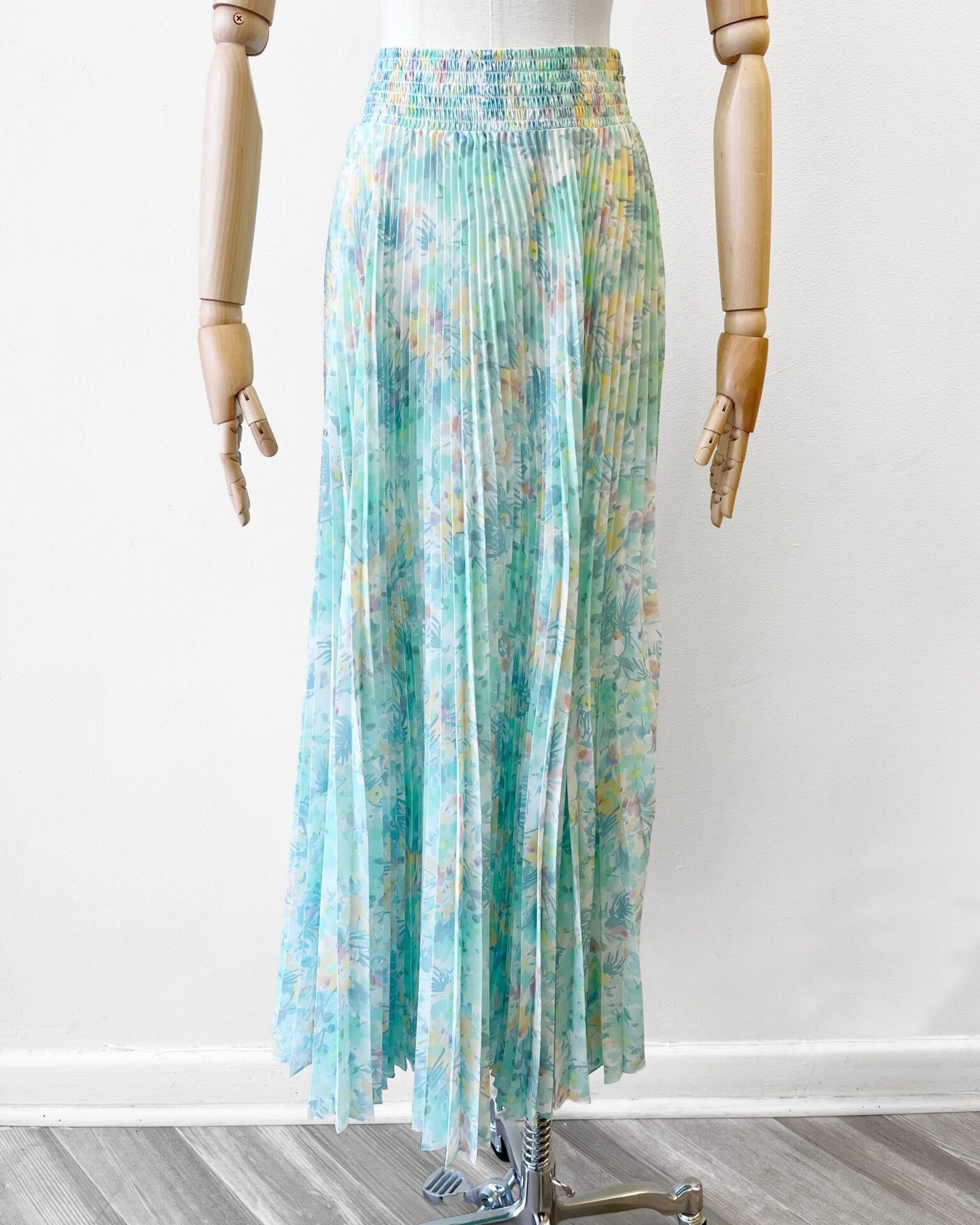 Prada green floral pastel print pleated maxi skirt