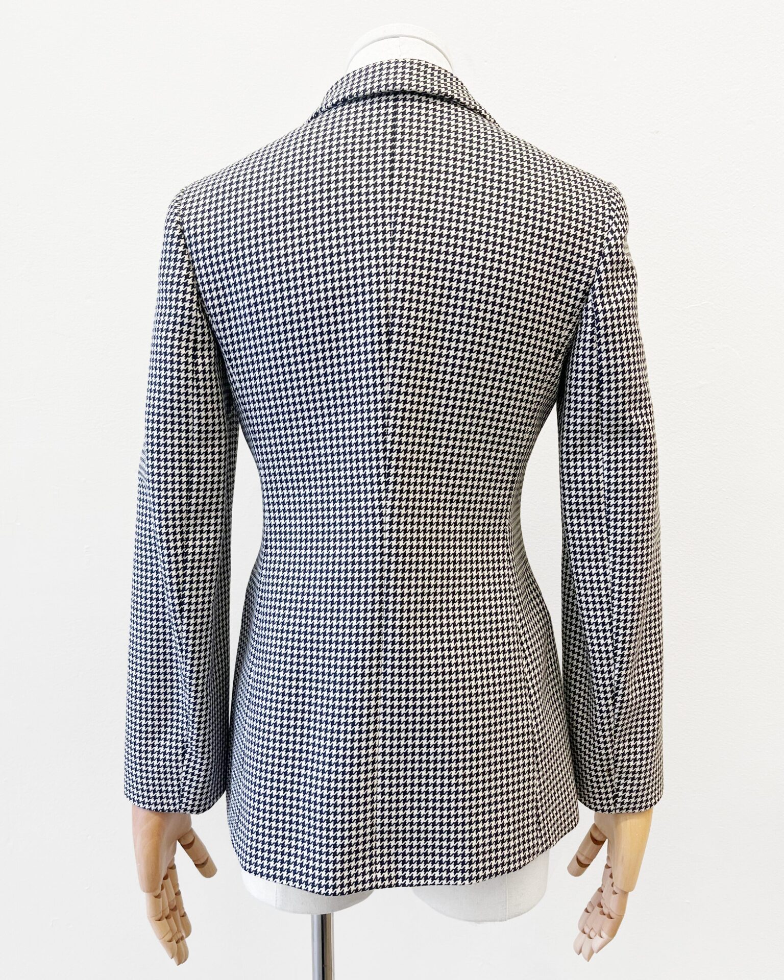 Max Mara navy/white silk houndstooth blazer jacket