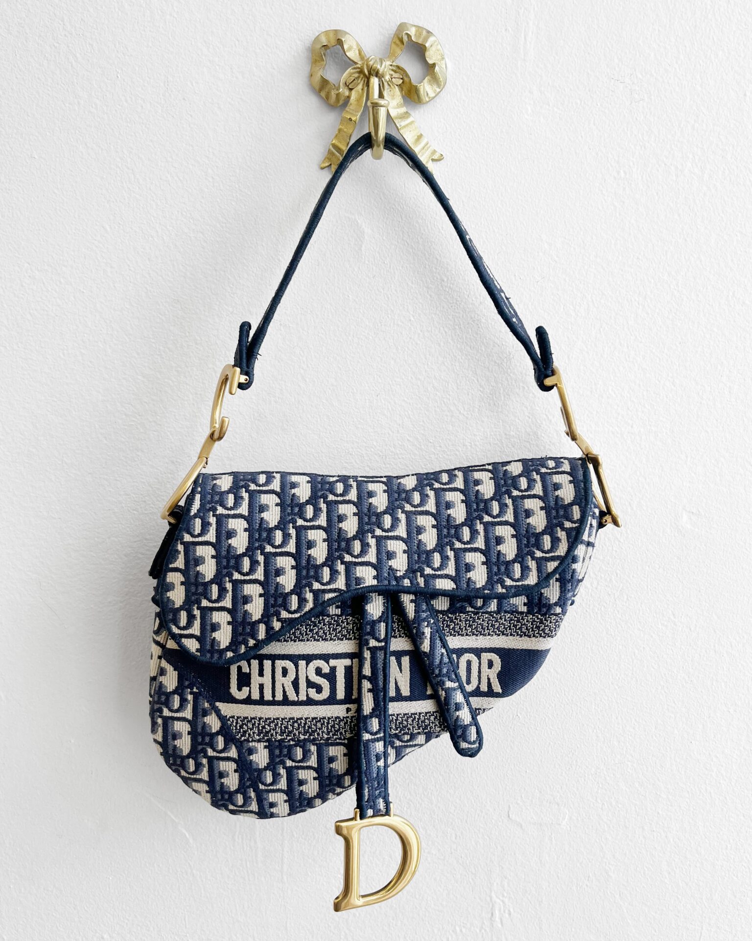 Dior Saddle bag in navy oblique canvas
