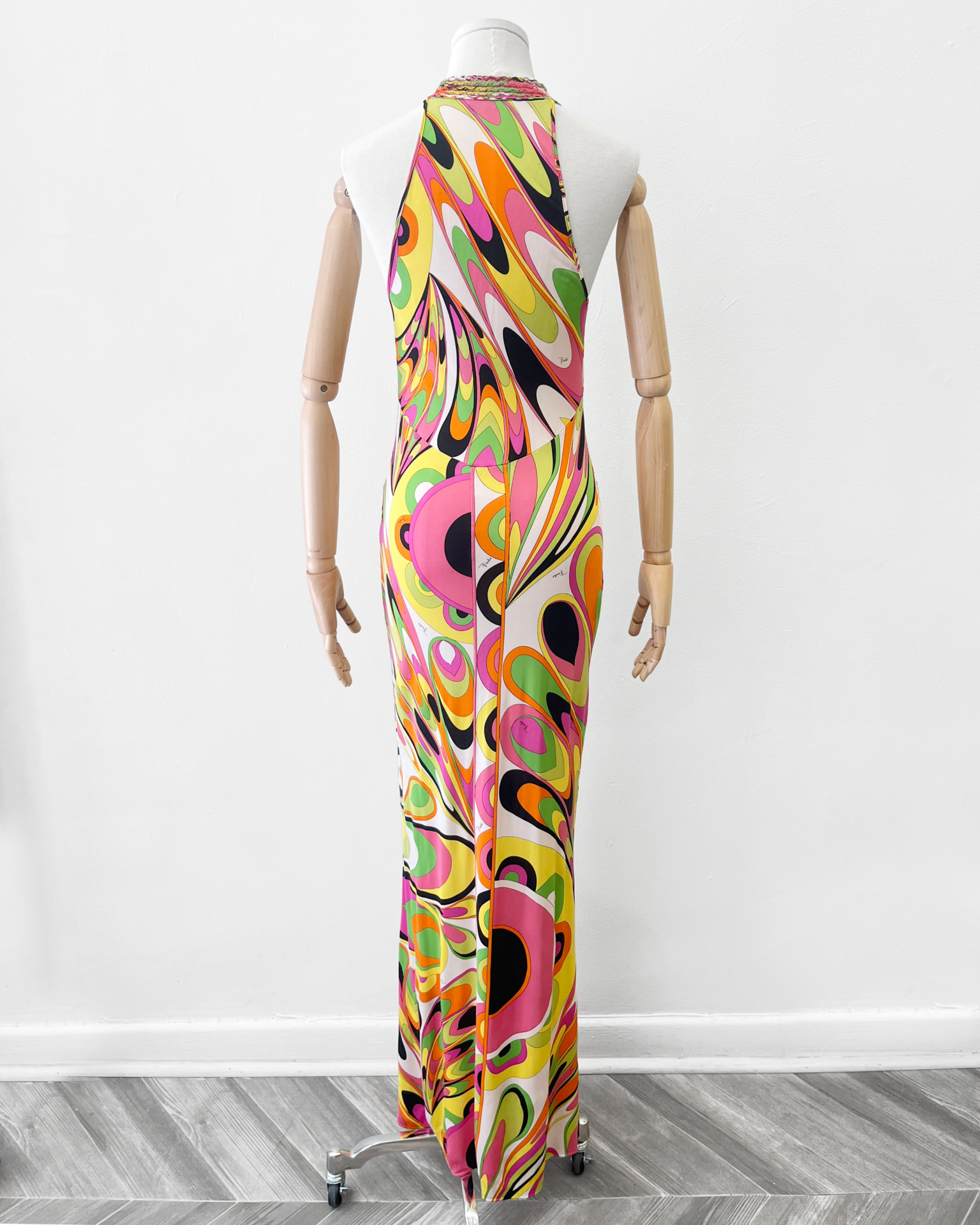 Emilio Pucci 2005 silk jersey gown w chain stitch neckline