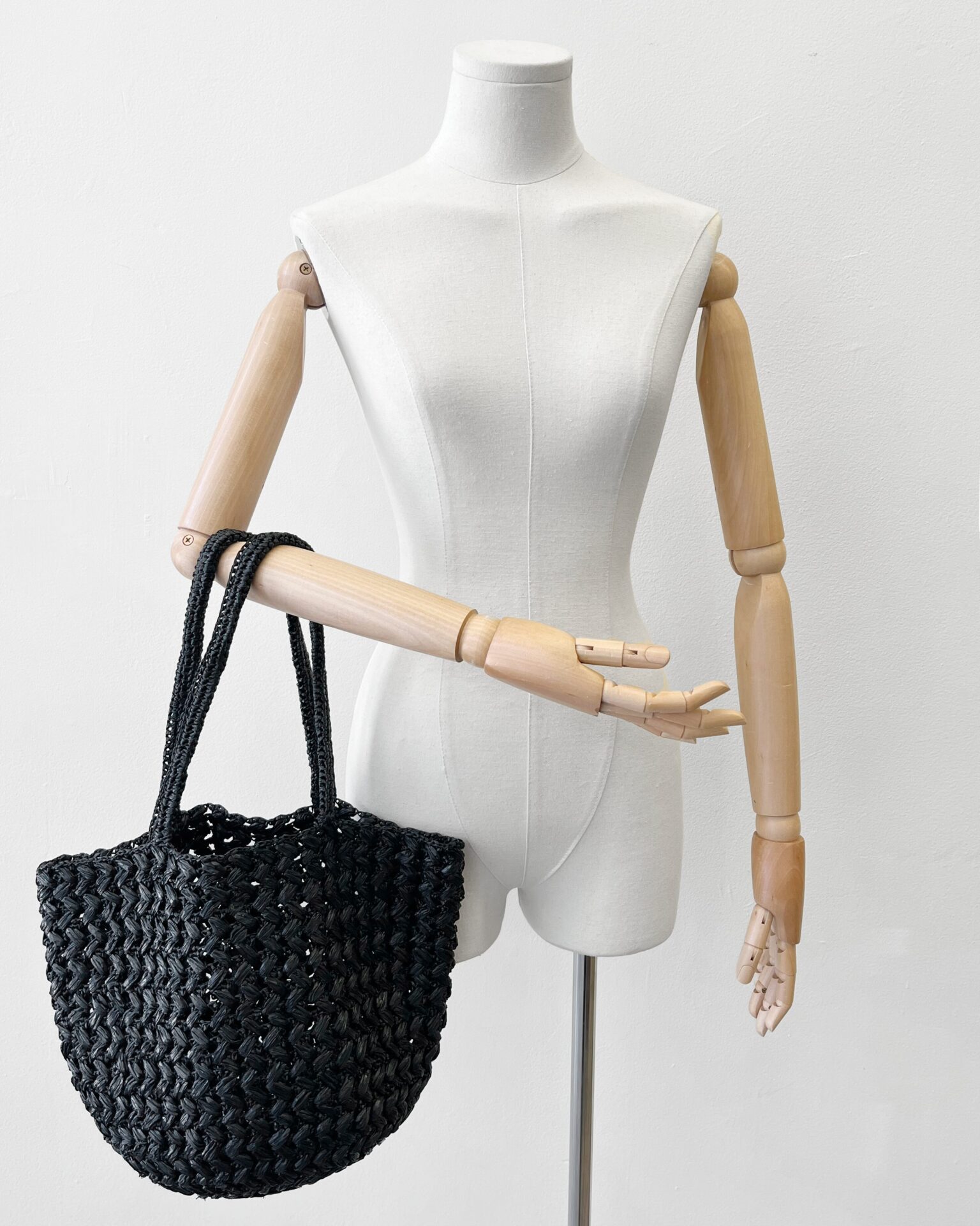 The Row Estelle woven bag in black raffia