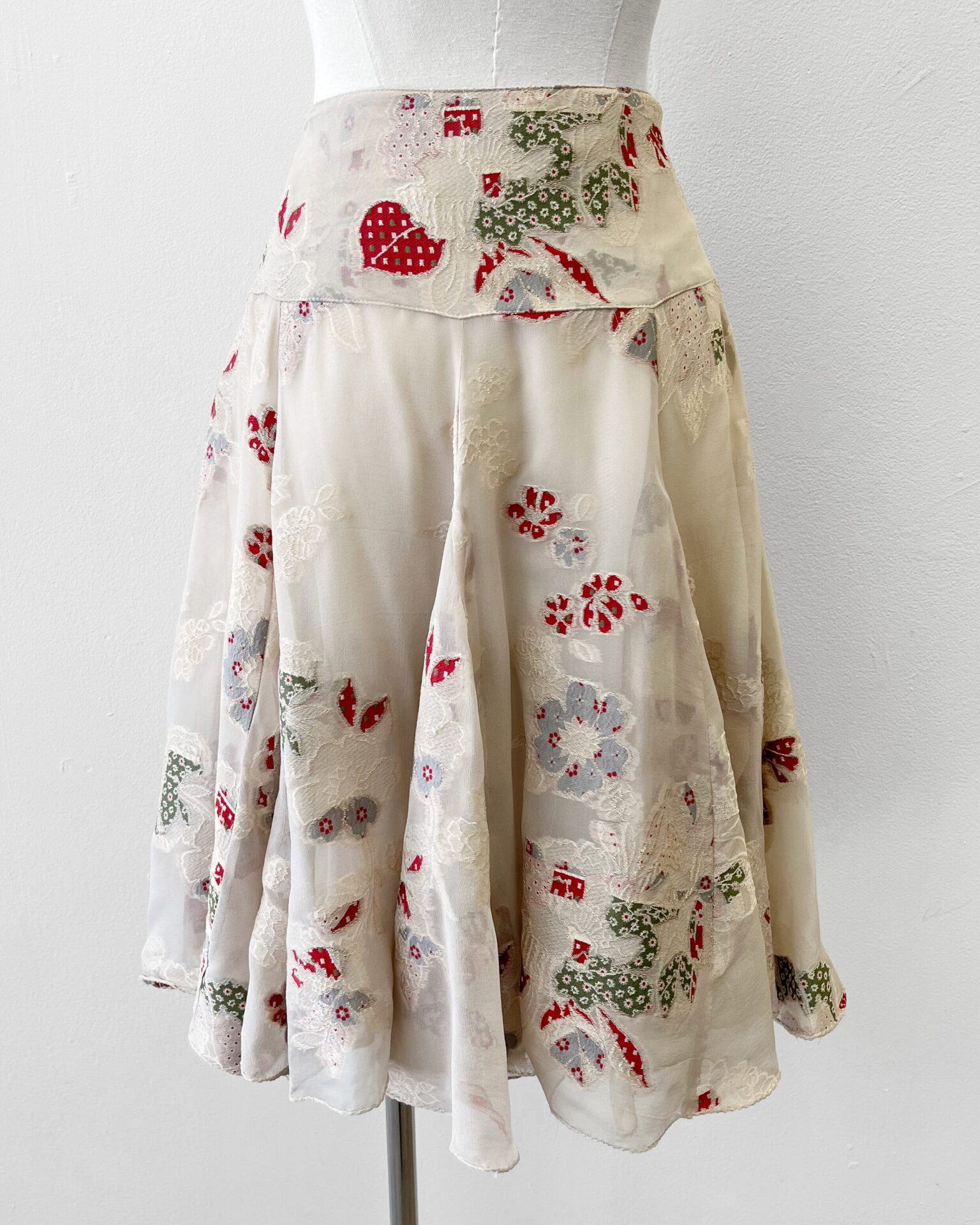 Etro light taupe chiffon skirt with red & green floral weave