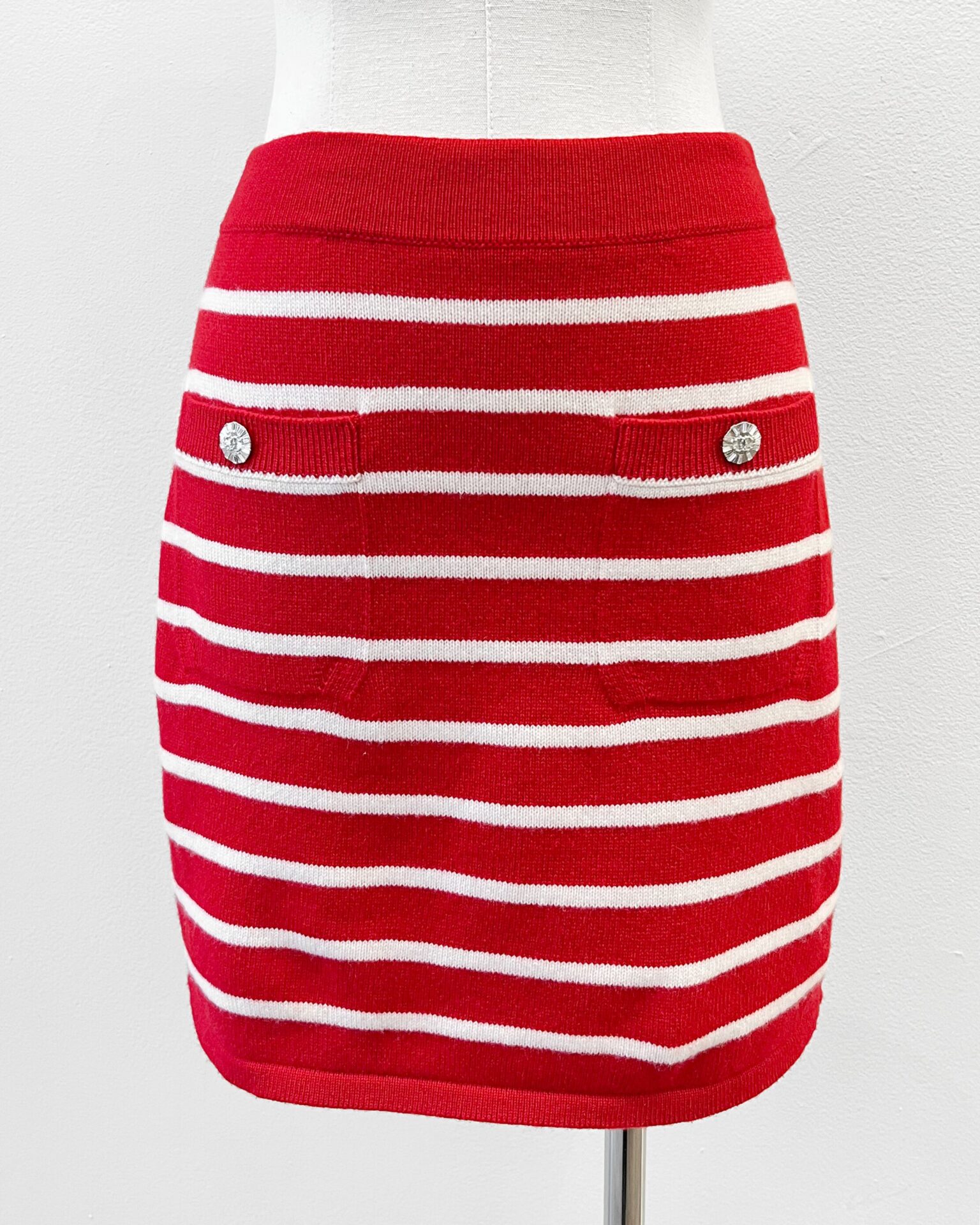 Chanel 2023 red & white striped cashmere knit mini skirt