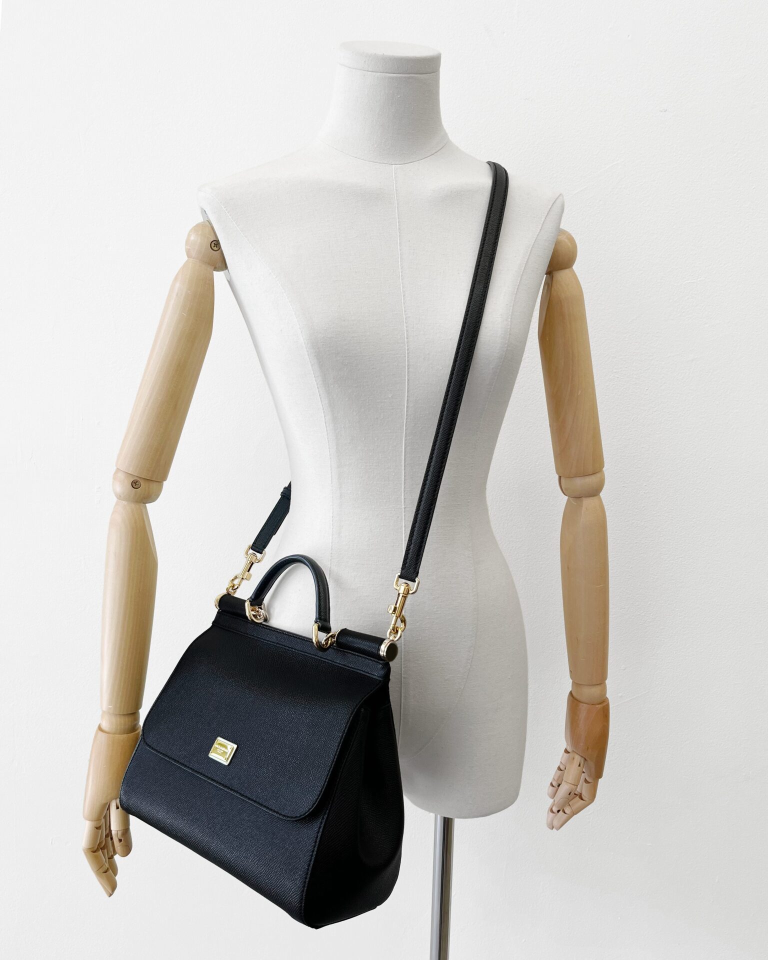 Dolce & Gabbana medium Sicily black leather purse