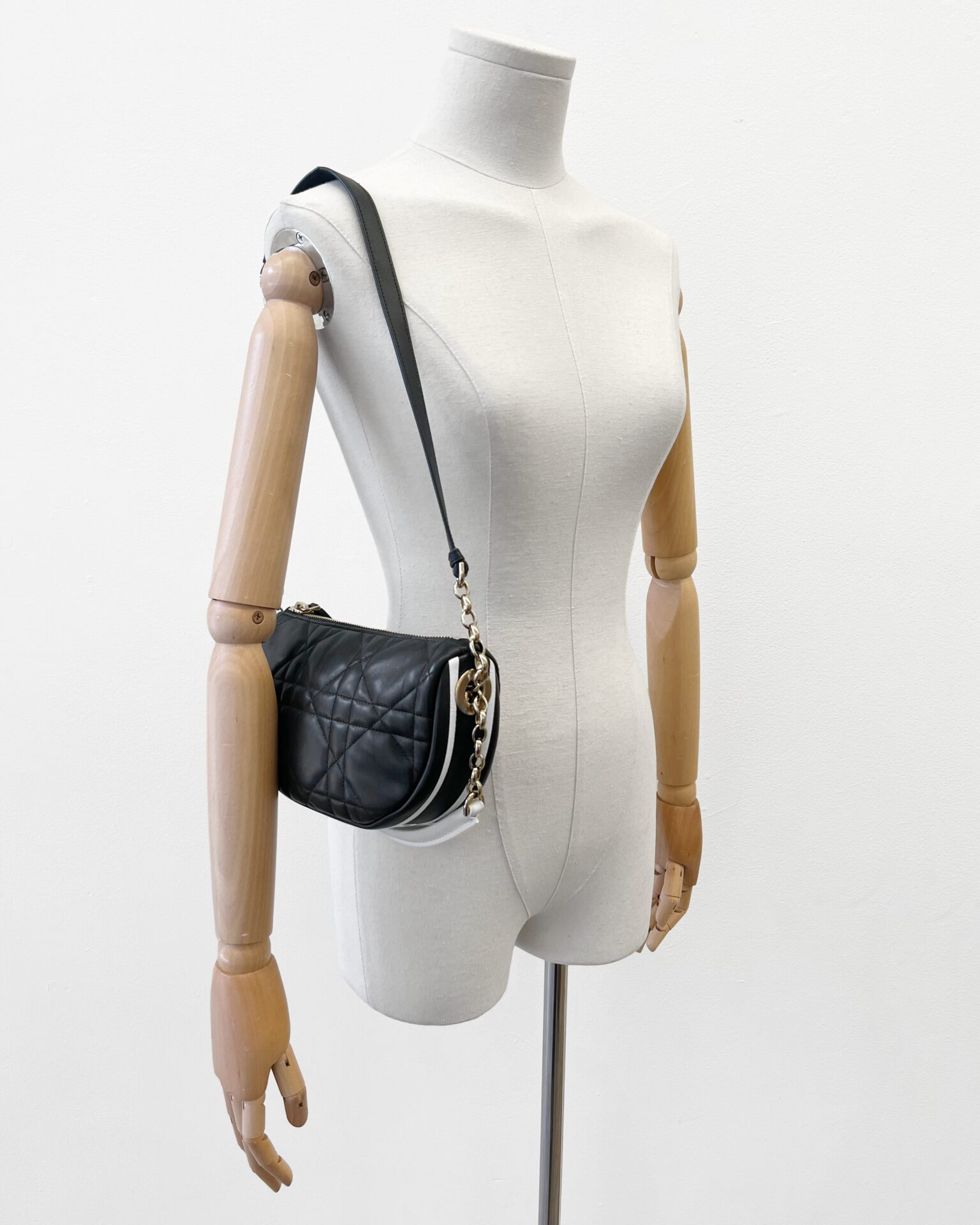 Dior Vibe Small Hobo bag in black lambskin