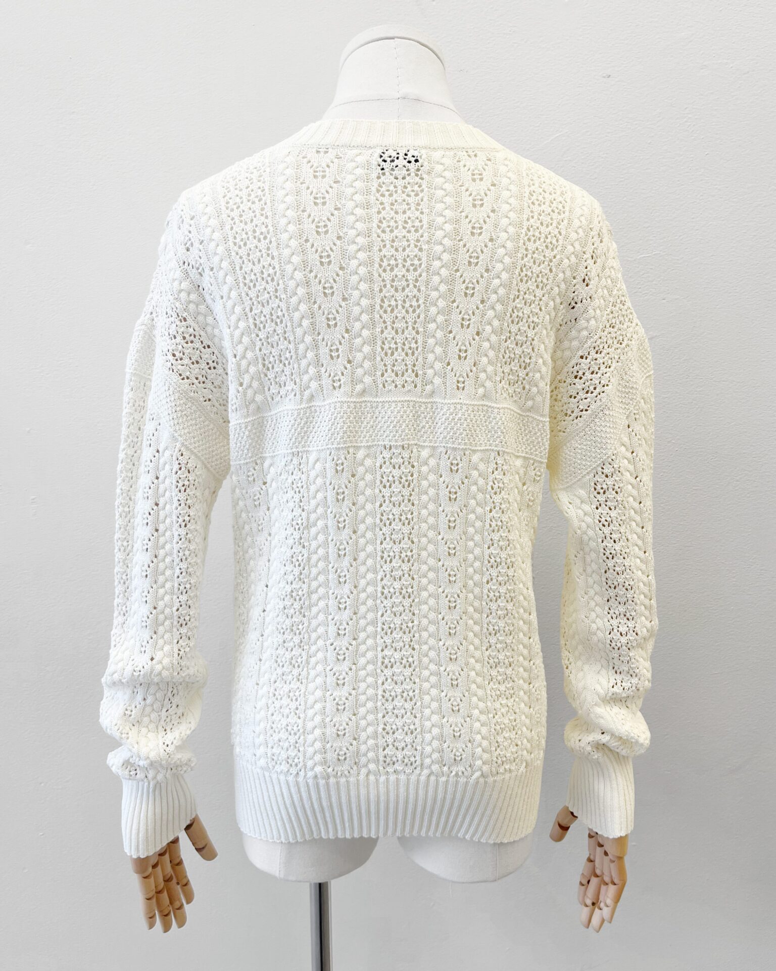Chanel ivory cotton knit long sleeve sweater