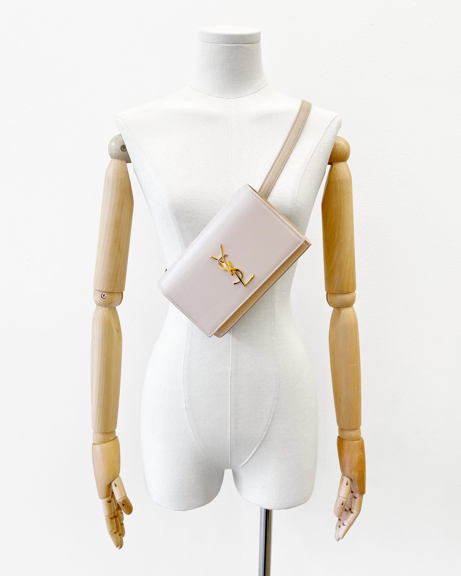 Saint Laurent 2018 Kate belt bag in taupe leather