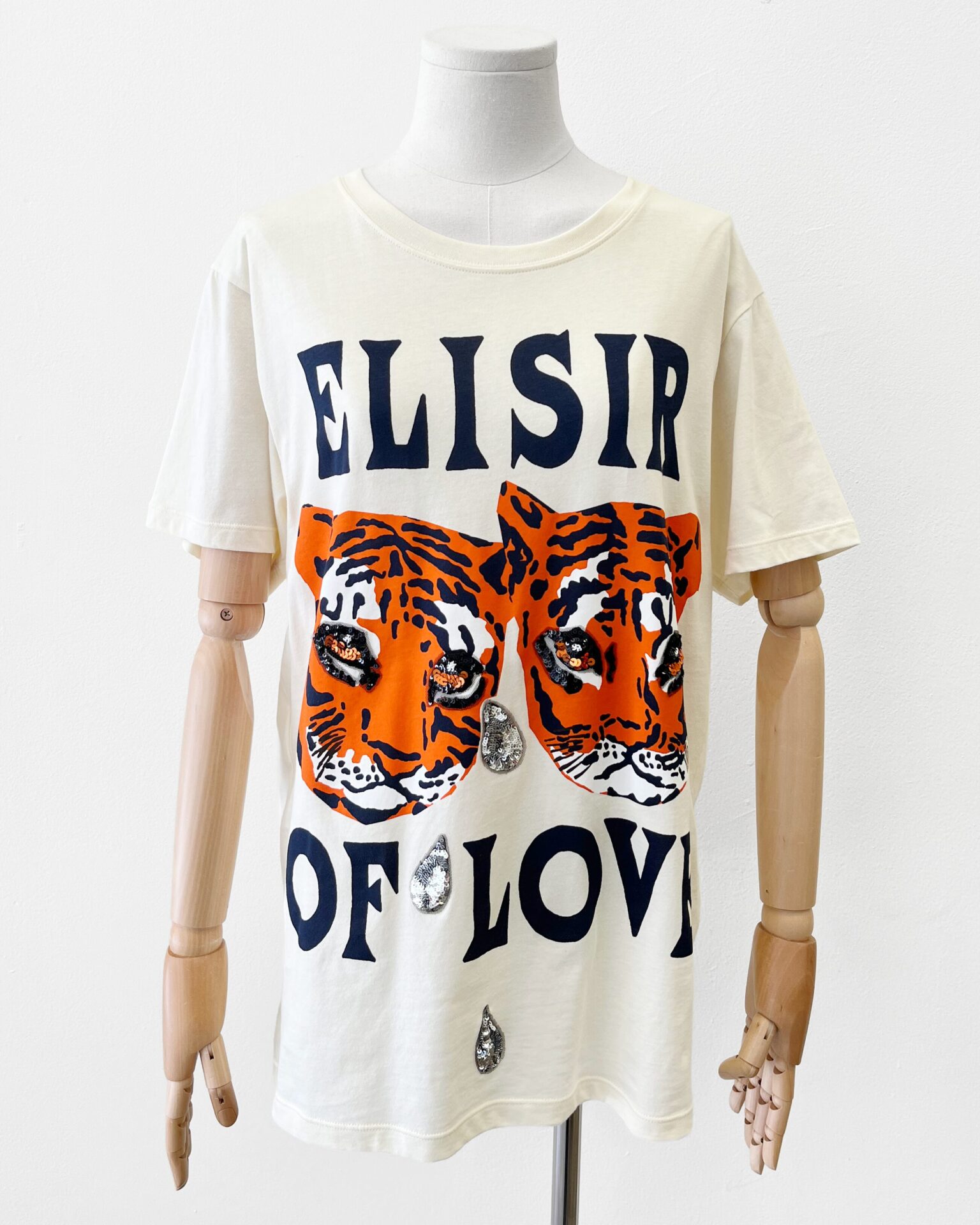 Gucci 2019 “Elisir of Love” T-shirt with tigers & sequins
