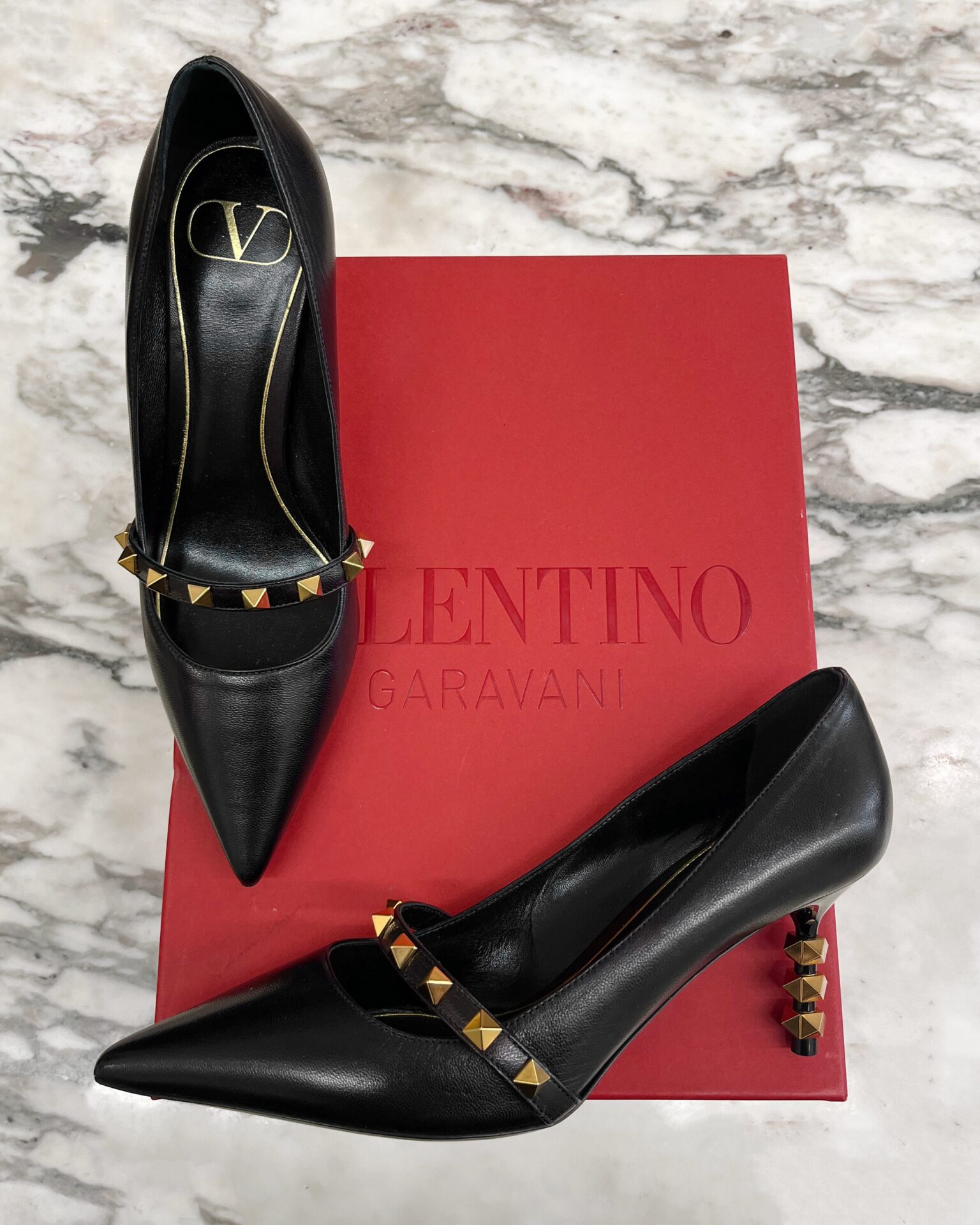 Valentino Rockstud black leather pumps
