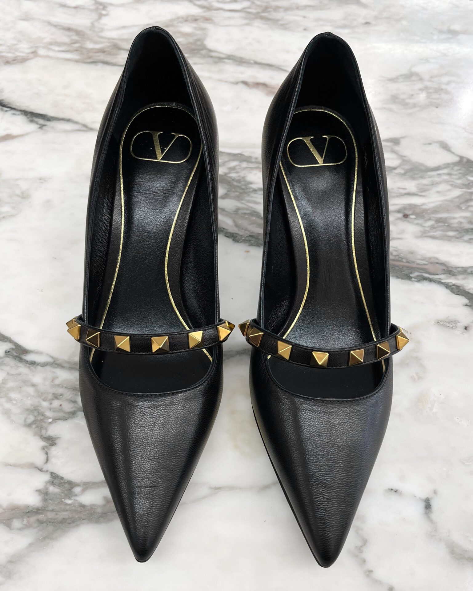 Valentino Rockstud black leather pumps