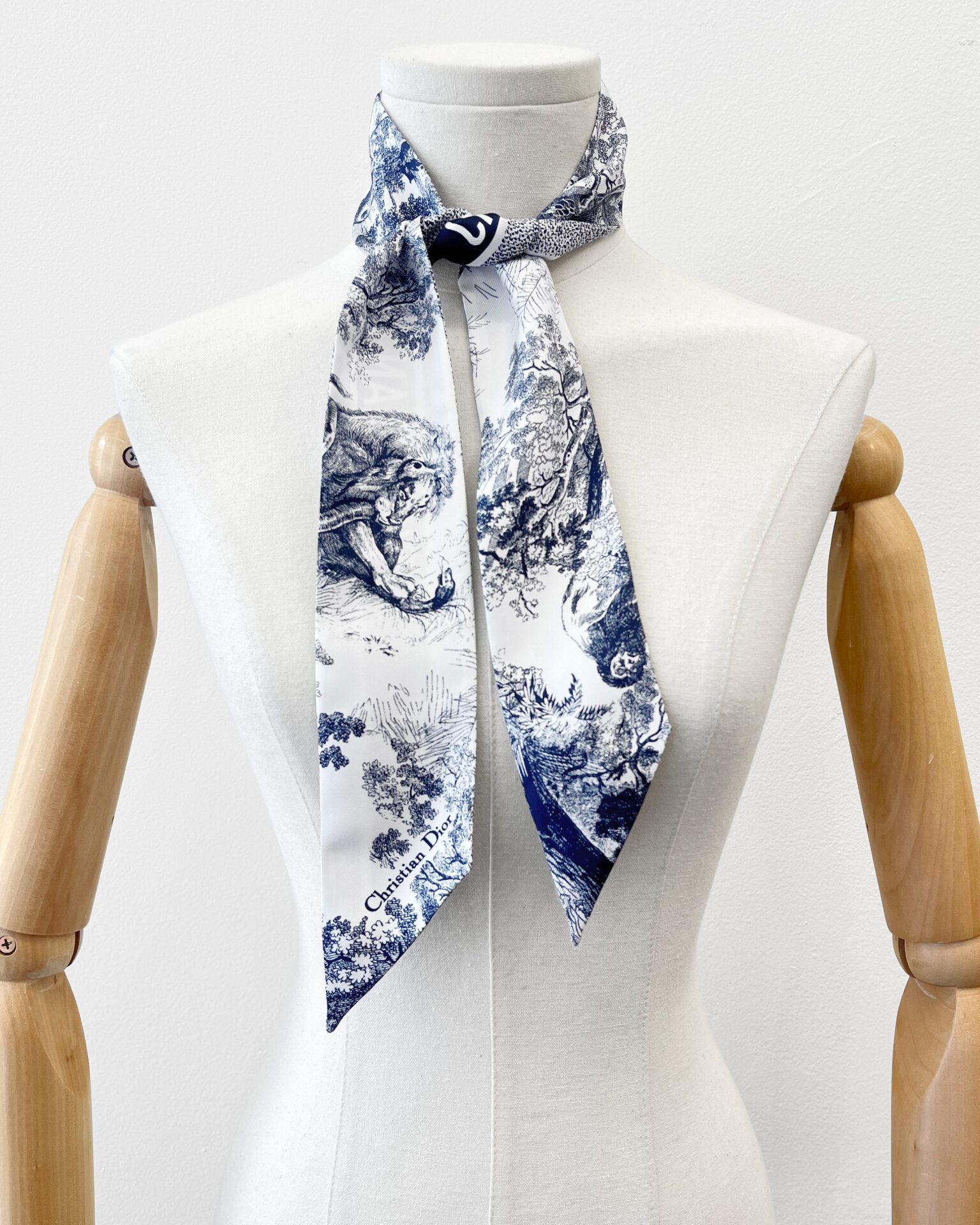 Dior Toile de Jouy Sauvage Mitzah silk scarf in navy